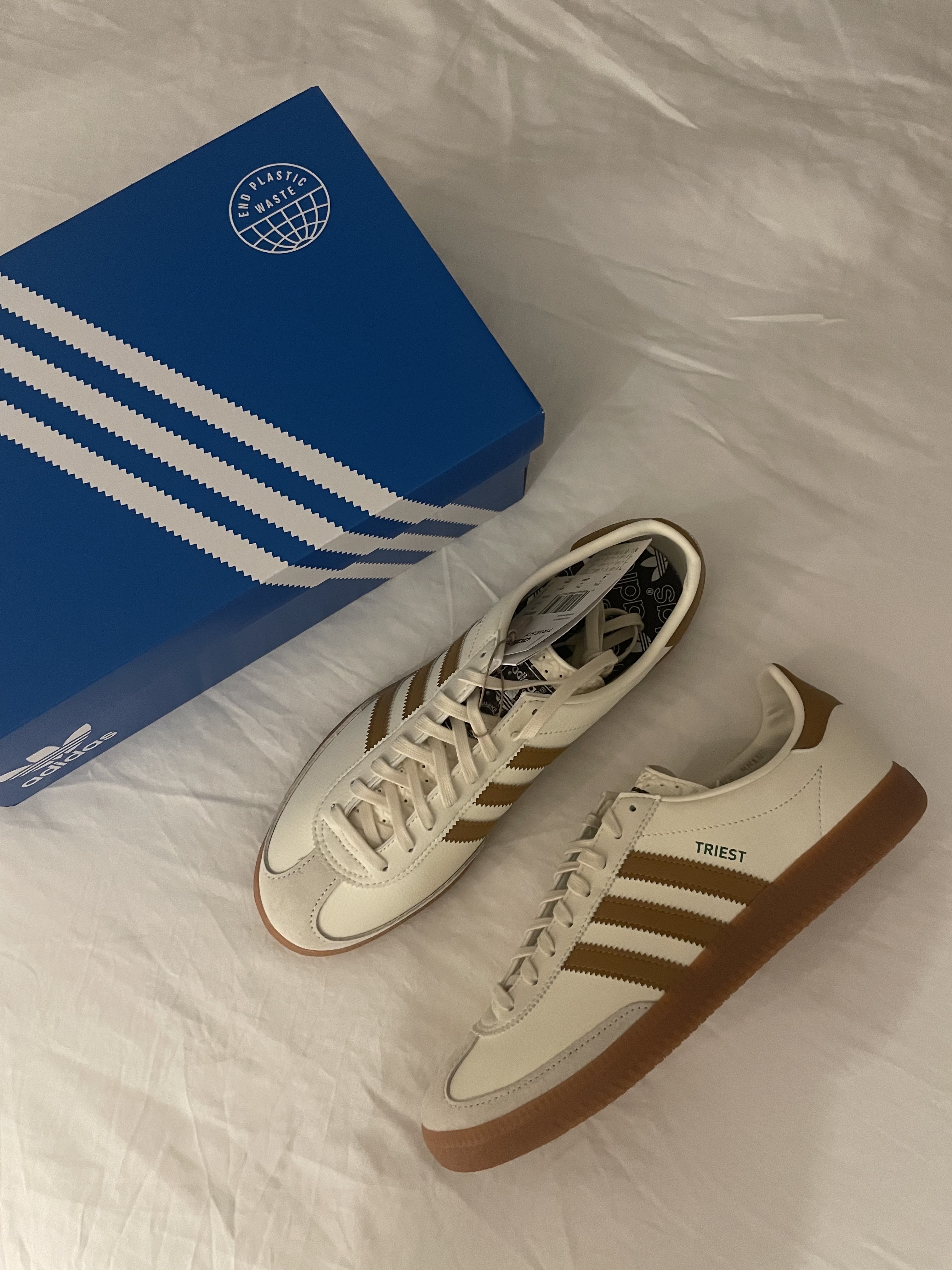 Adidas City Series Triest Cream White 착용 스타일 - 1
