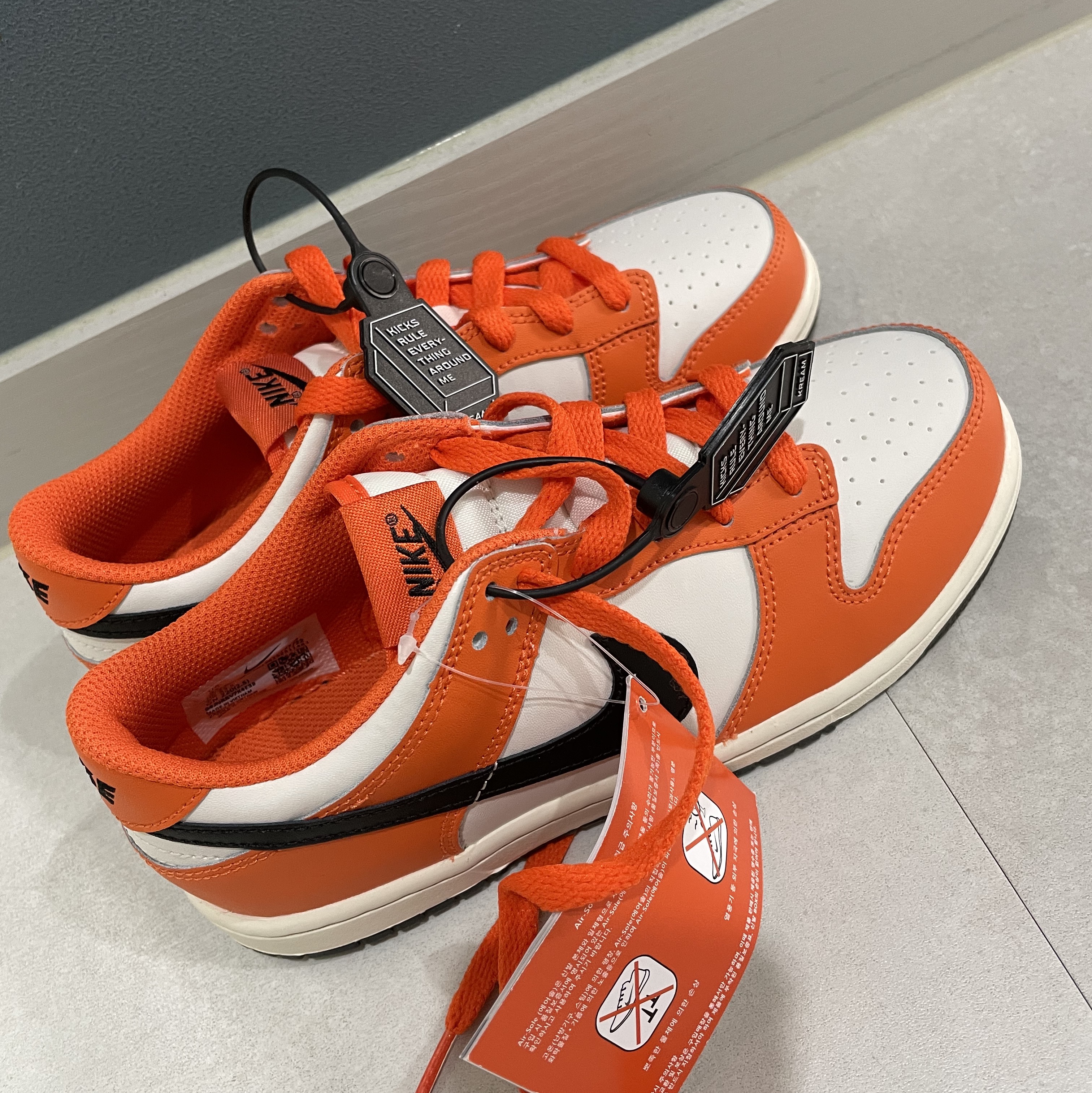 (PS) Nike Dunk Low Safety Orange 착용 스타일 - 1
