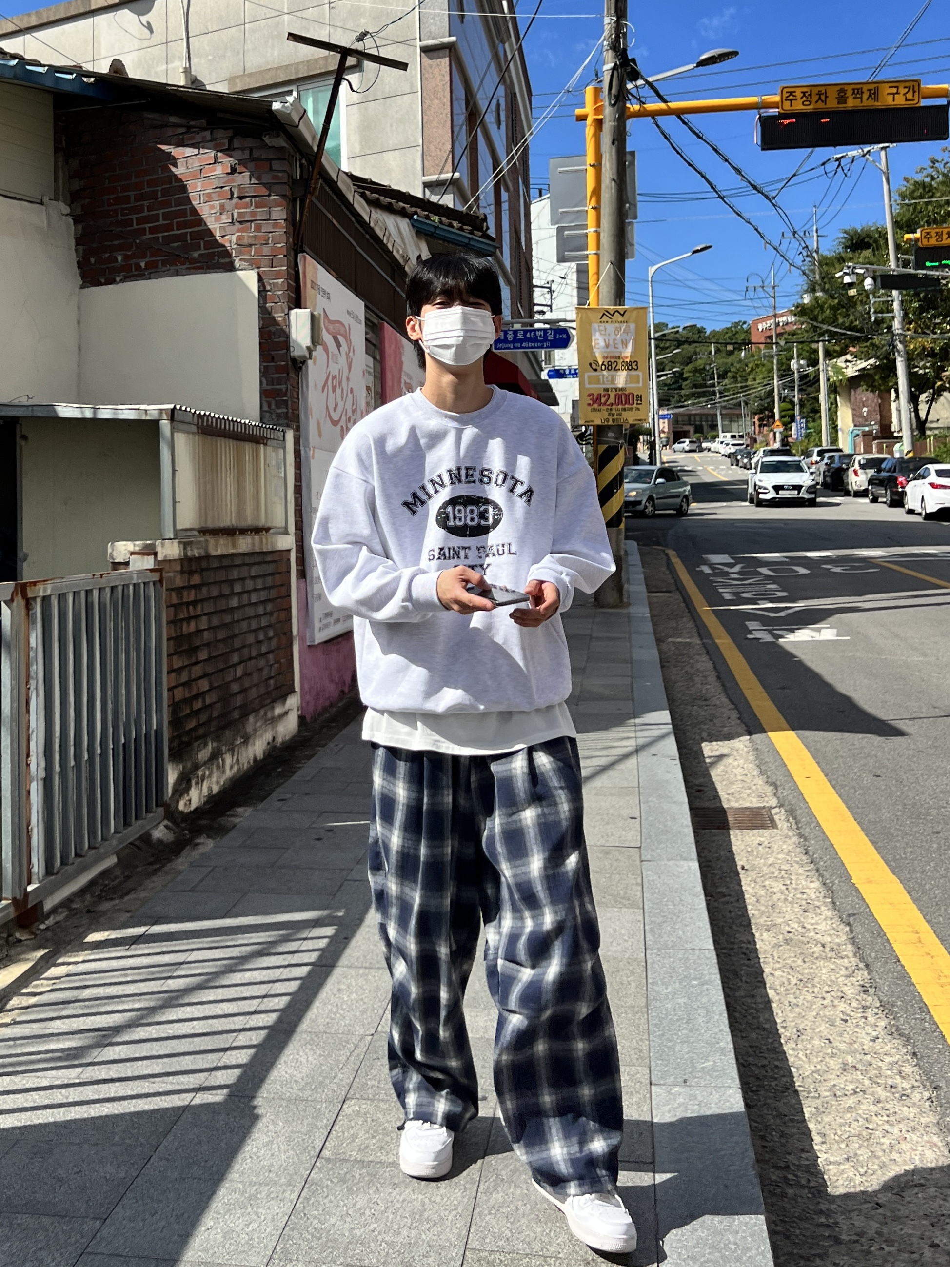 Nike Air Force 1 '07 Low White 착용 스타일 - 1