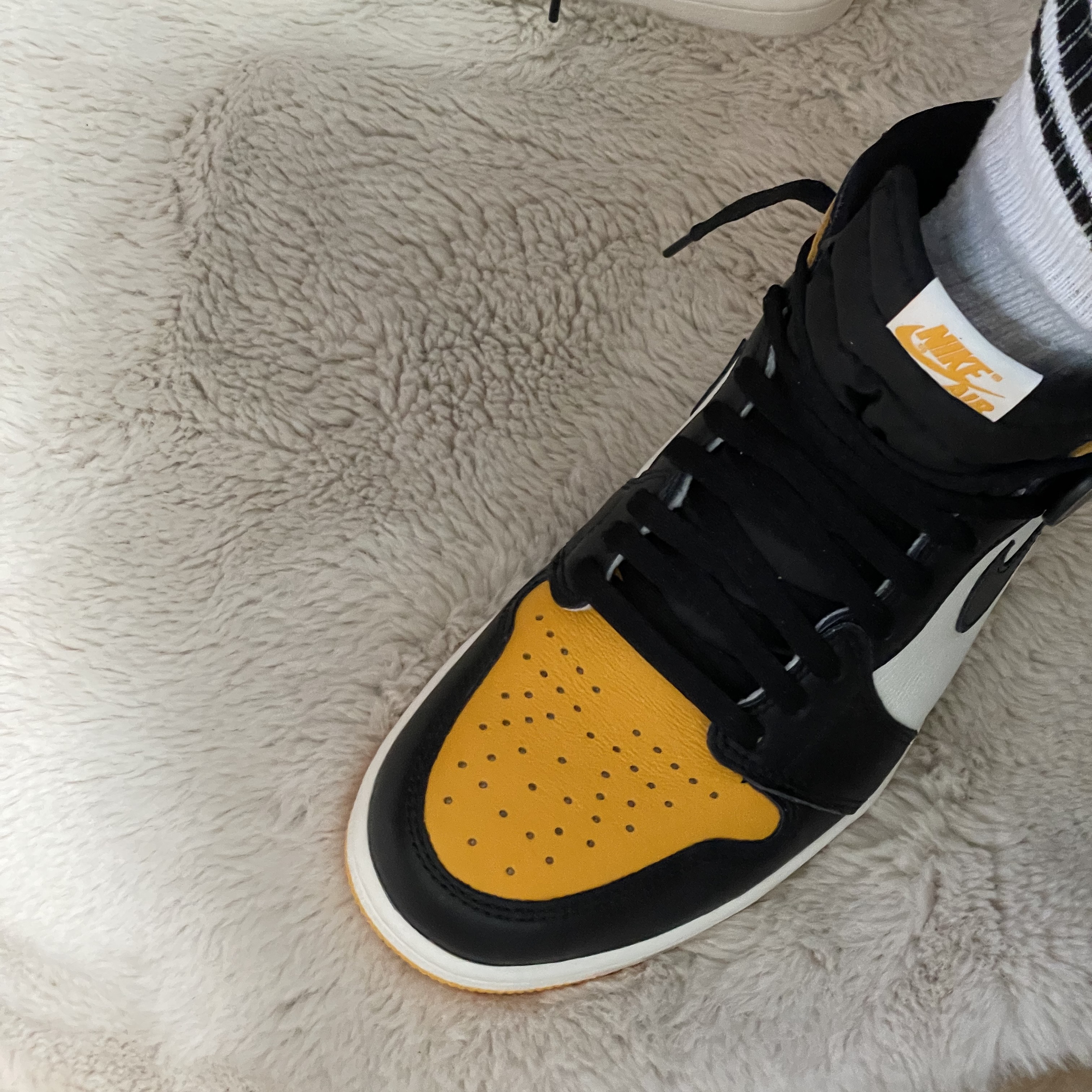 Jordan 1 Retro High OG Taxi 착용 스타일