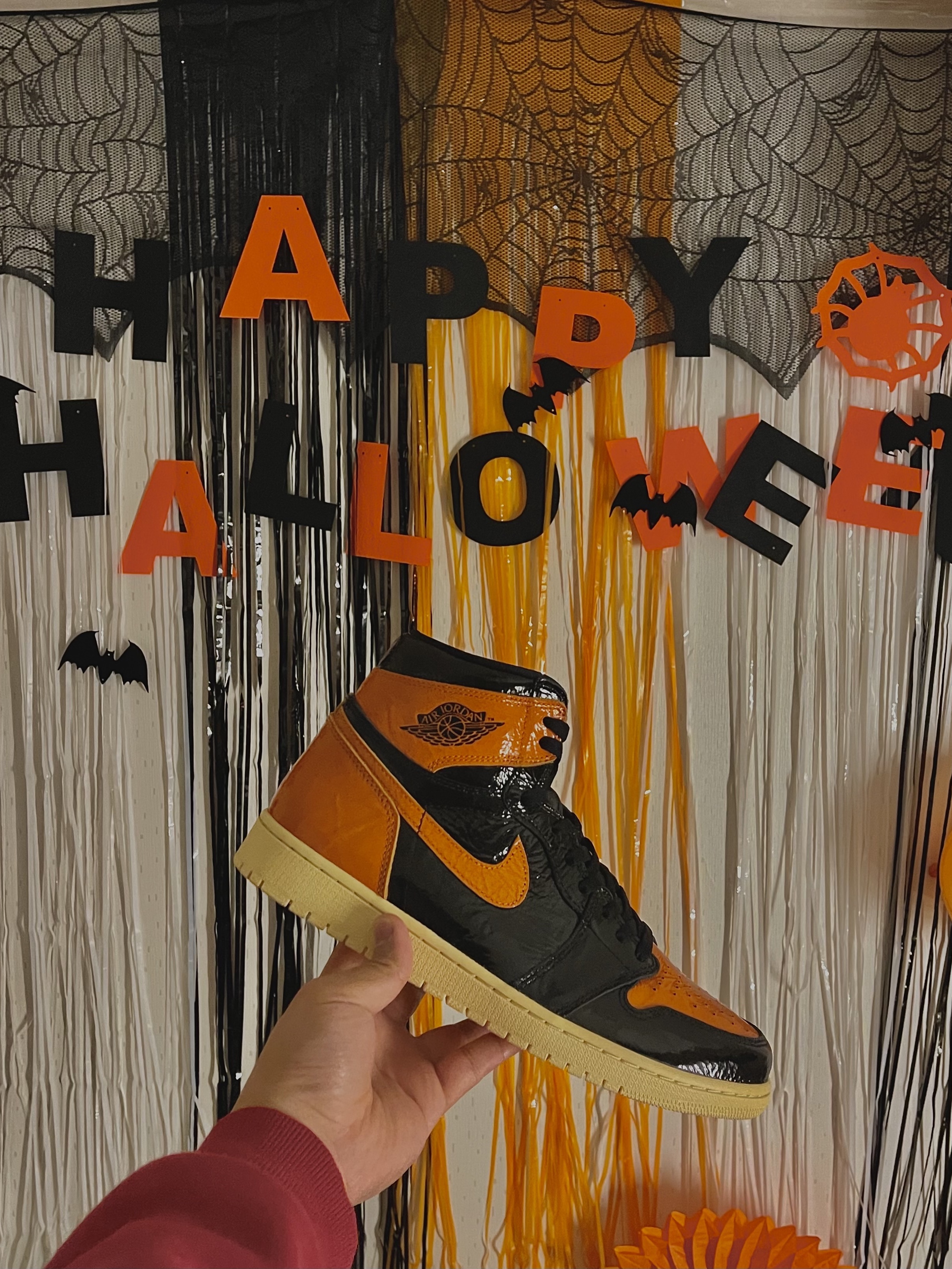 Jordan 1 Retro High OG Electro Orange, Jordan 1 Retro High Shattered Backboard 3.0 착용 스타일 - 2