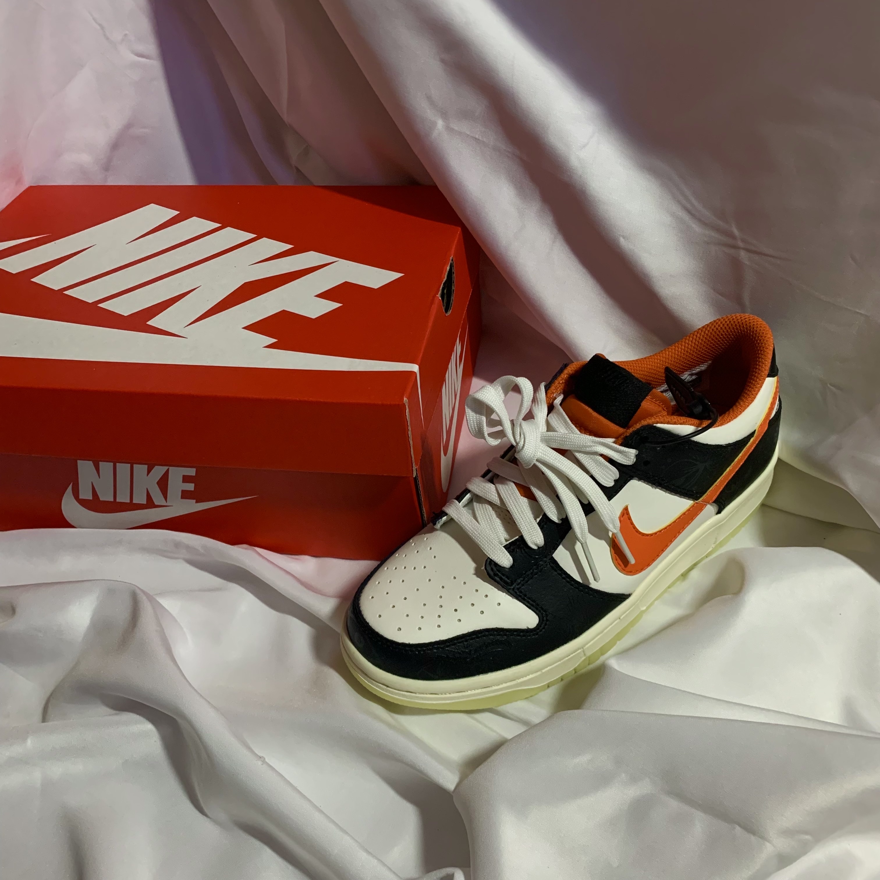 Nike Dunk Low Retro PRM Halloween 착용 스타일
