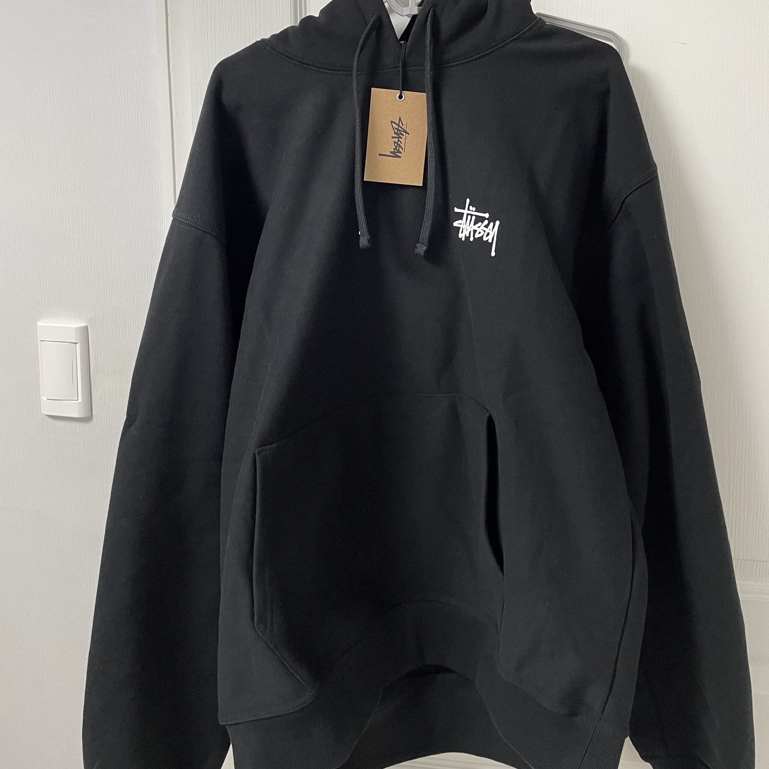 Stussy Basic Stussy Hoodie Black 2022 착용 스타일