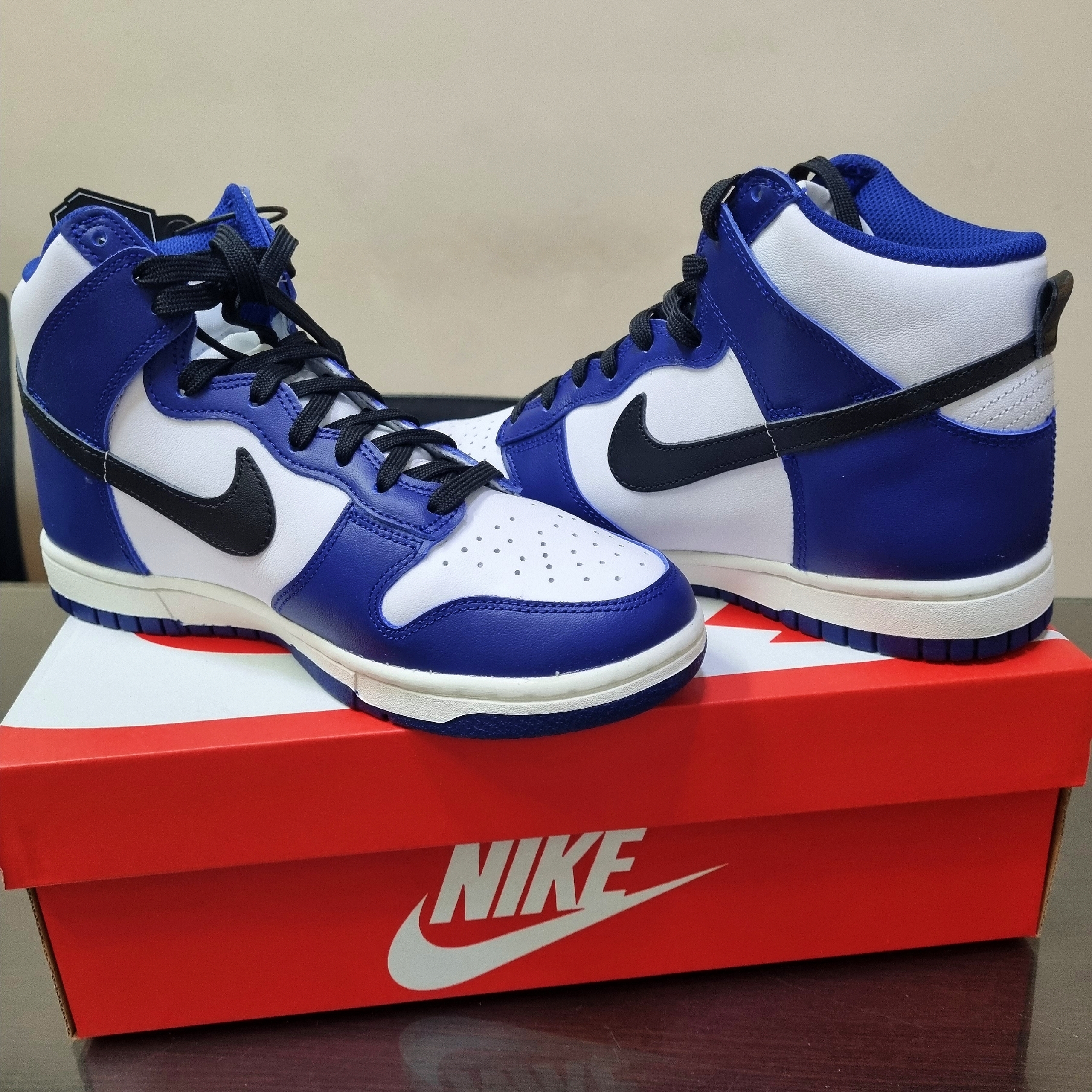 (W) Nike Dunk High Deep Royal Blue 착용 스타일