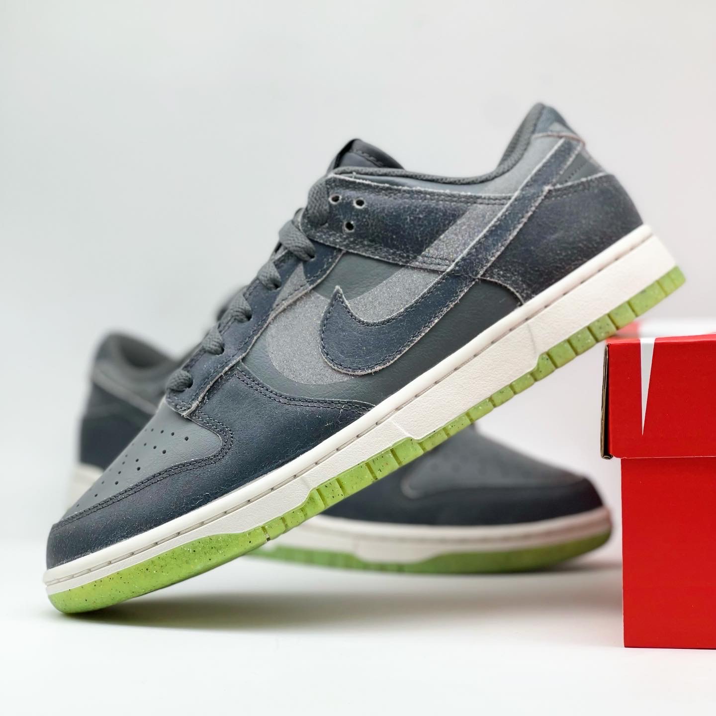 Nike Dunk Low Retro PRM Halloween 착용 스타일 - 4