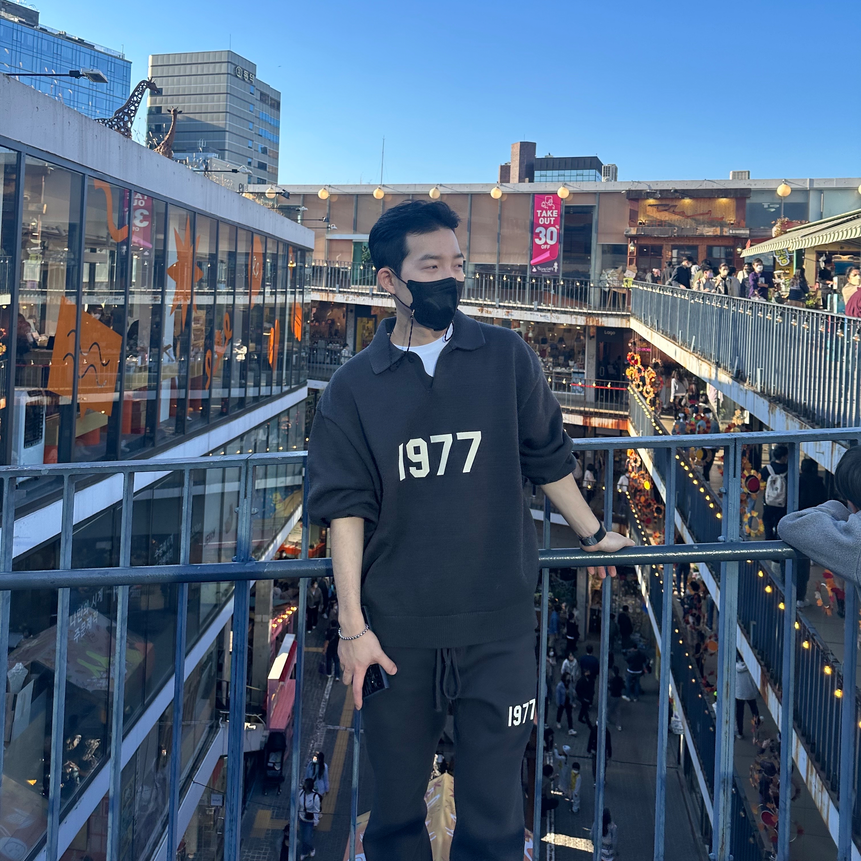 Essentials 1977 Knit Long Sleeve Polo Iron - 22SS, Essentials 1977 Relaxed Sweatpants Iron - 22SS 착용 스타일 - 2