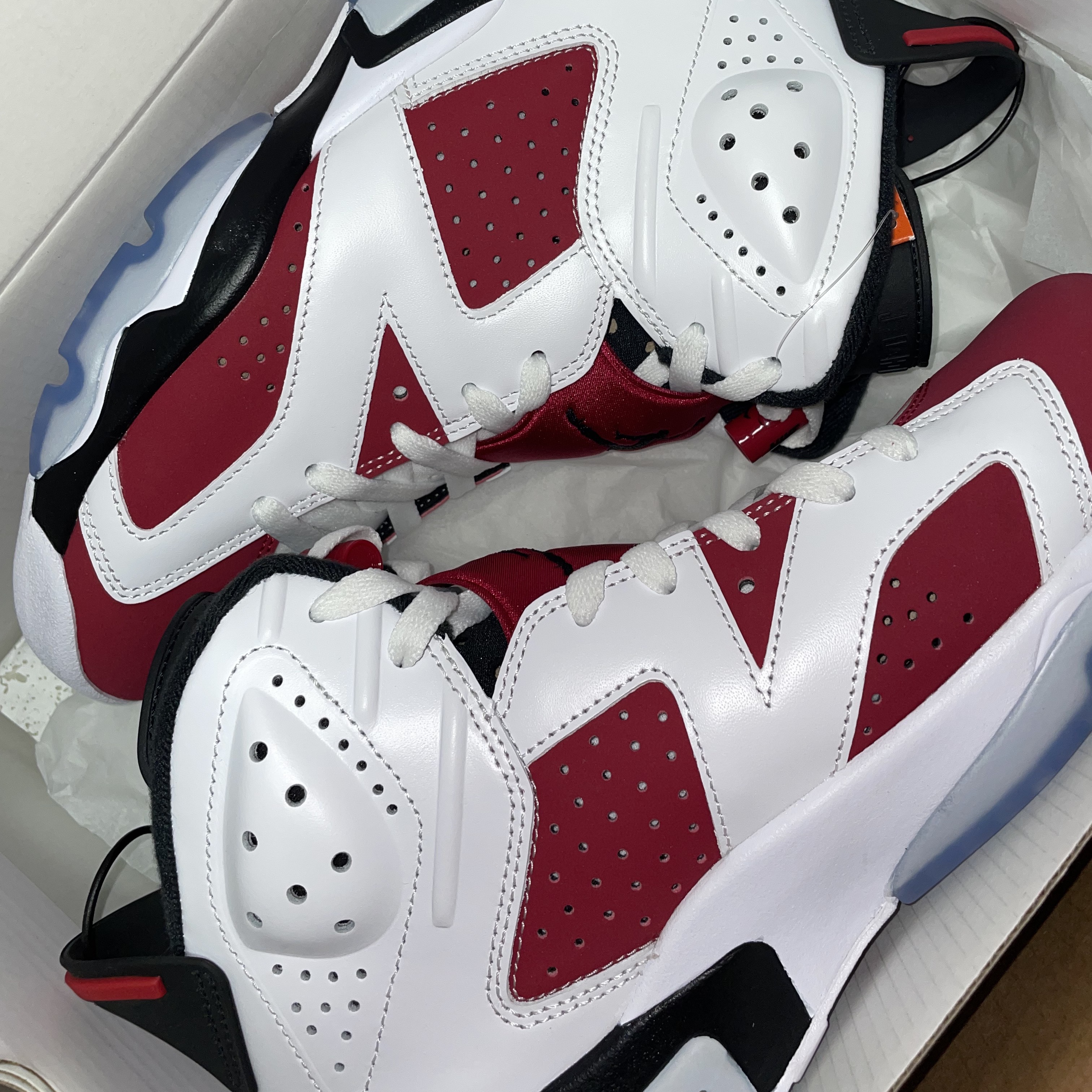 Jordan 6 Retro Carmine 2021 착용 스타일