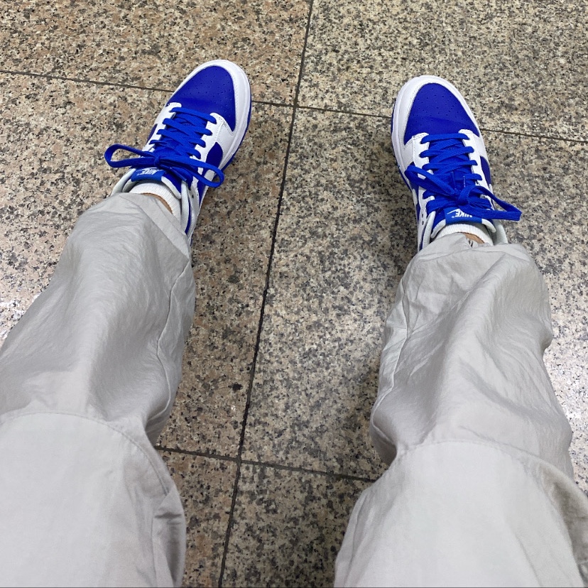 Nike Dunk Low Retro Racer Blue and White 착용 스타일