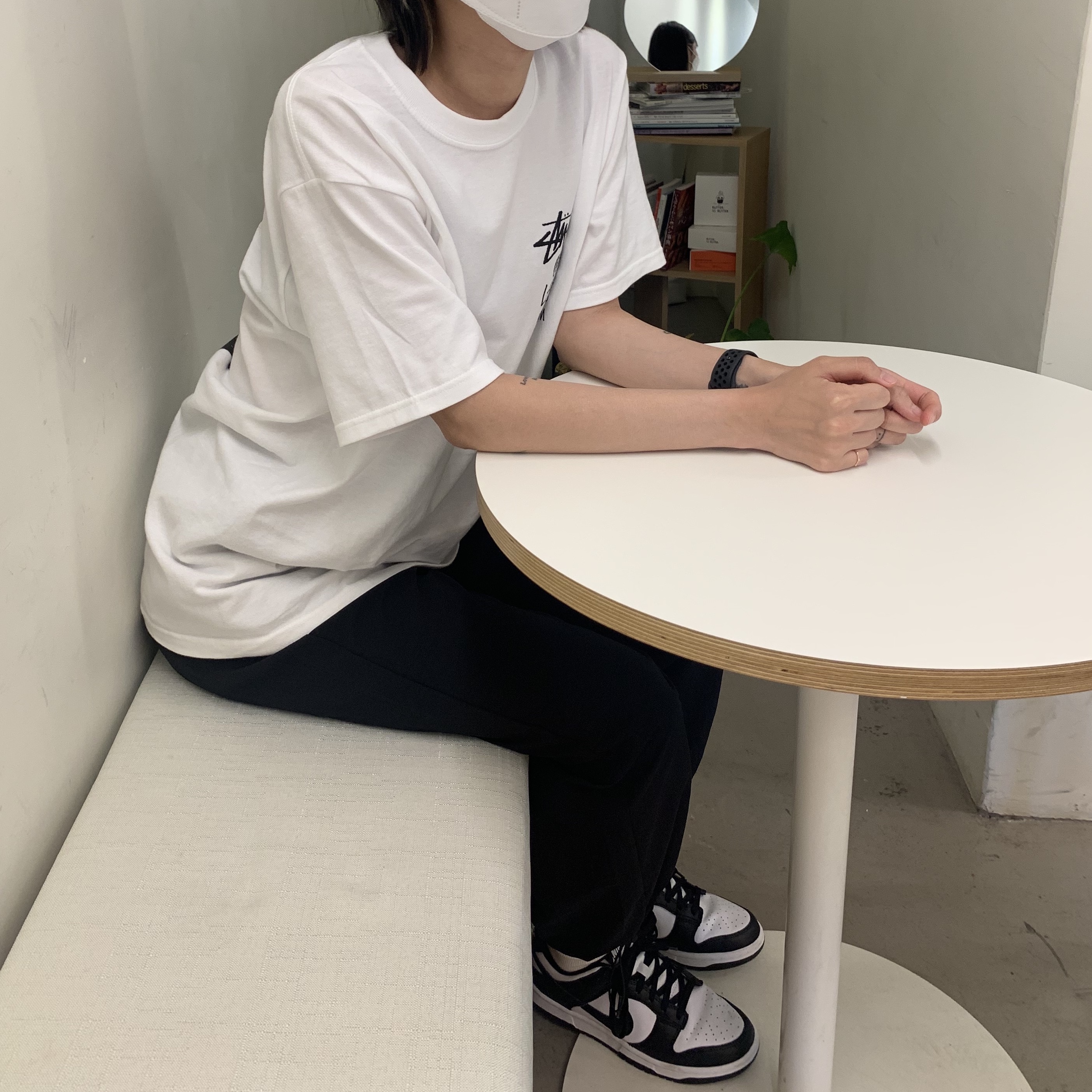 Stussy x Our Legacy Surfman Pig. Dyed T-Shirt Natural - 21FW, (W) Nike Dunk Low Black 착용 스타일