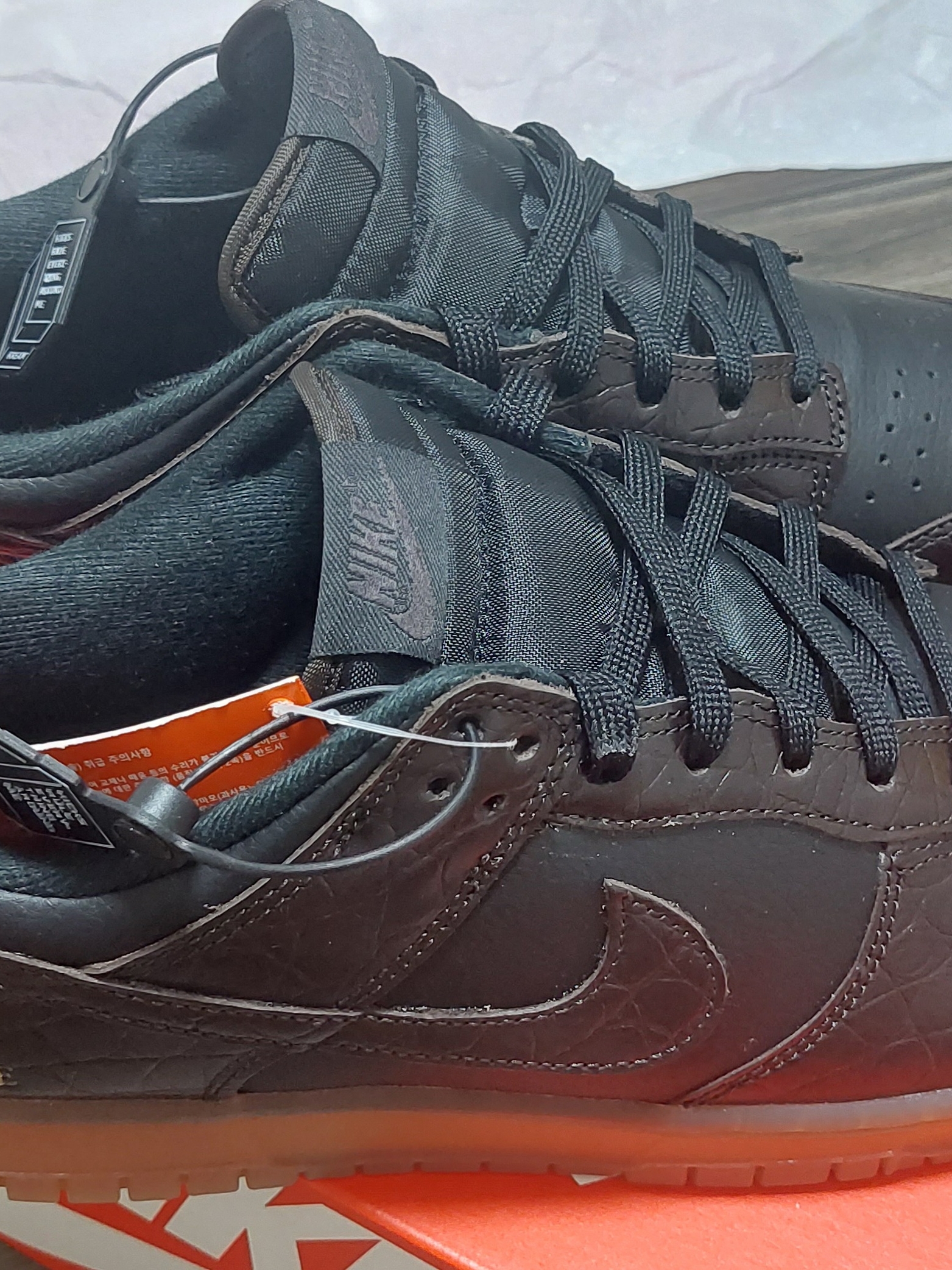 Nike Dunk Low SE Velvet Brown and Black 착용 스타일 - 3