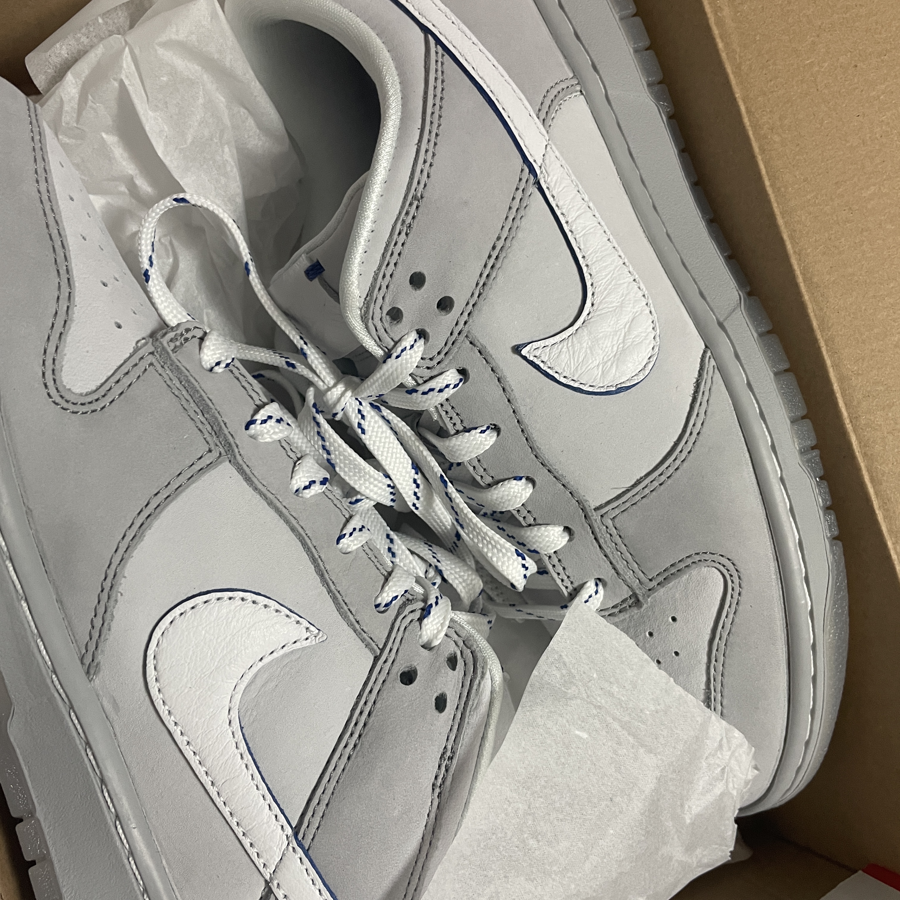 Nike Dunk Low Wolf Grey and Pure Platinum 착용 스타일 - 3