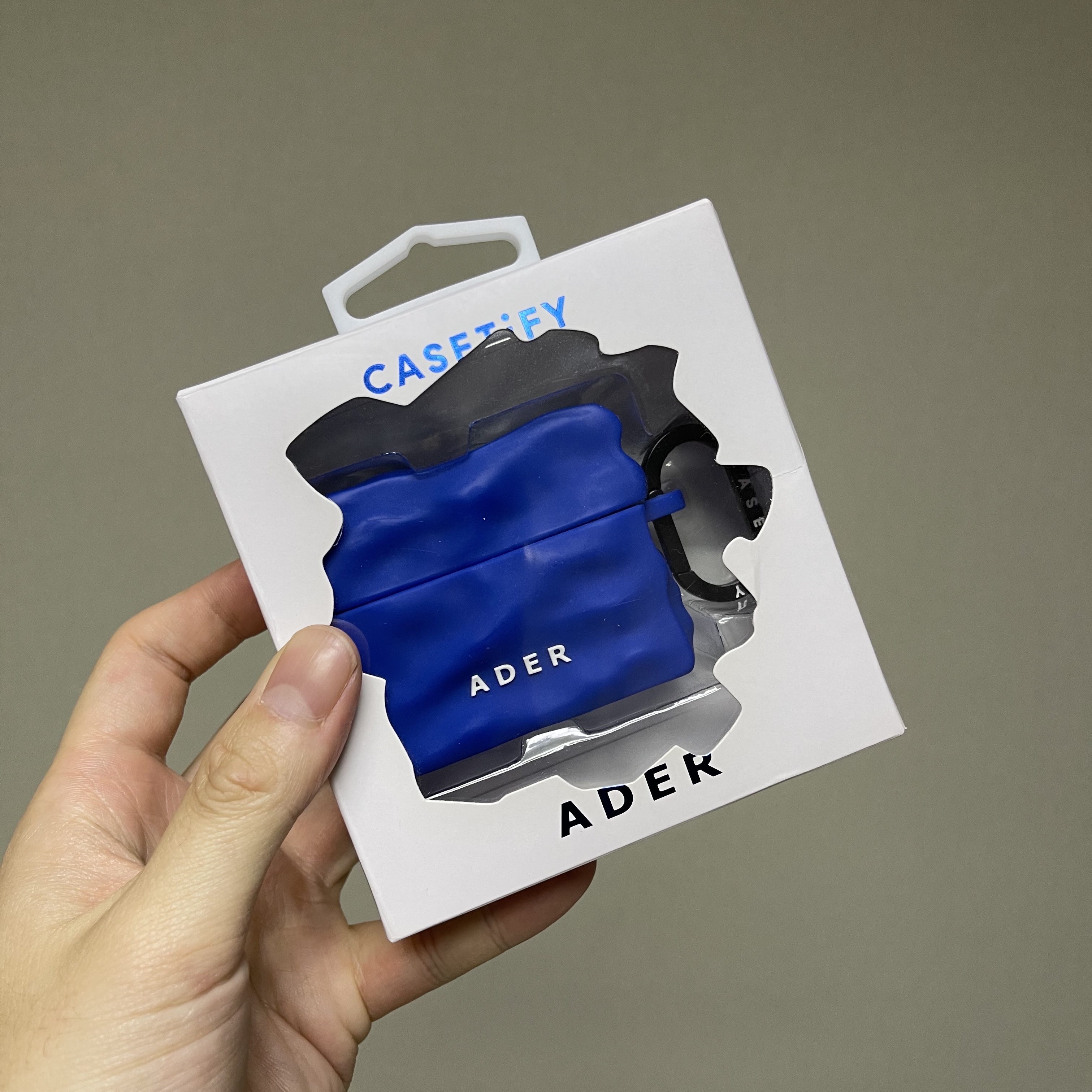 Apple AirPods Pro 2nd Gen (Korean Ver.), Casetify x Ader Error AirPods Pro Case 착용 스타일 - 4