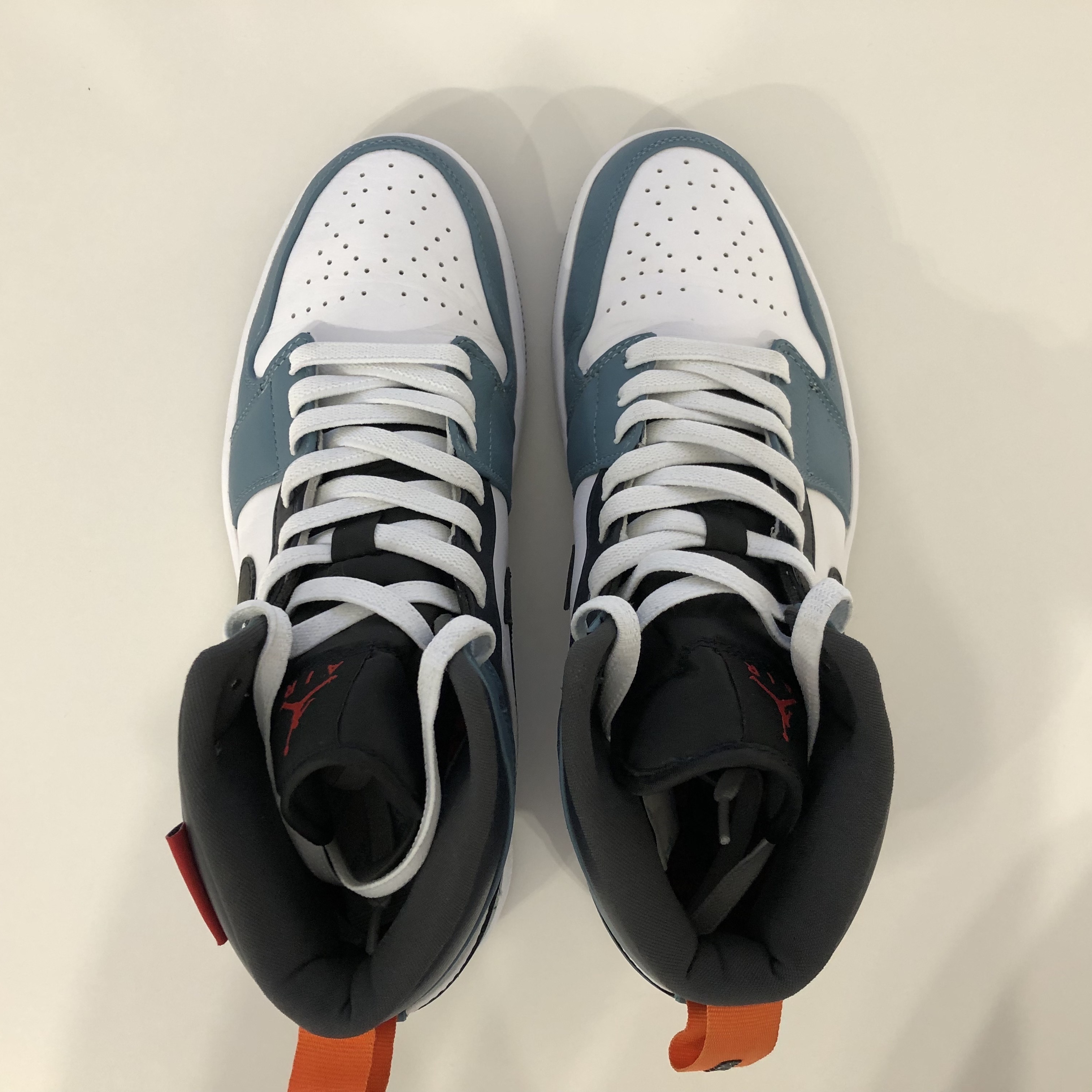 Jordan 1 x Facetasm Mid SE Fearless 착용 스타일 - 2