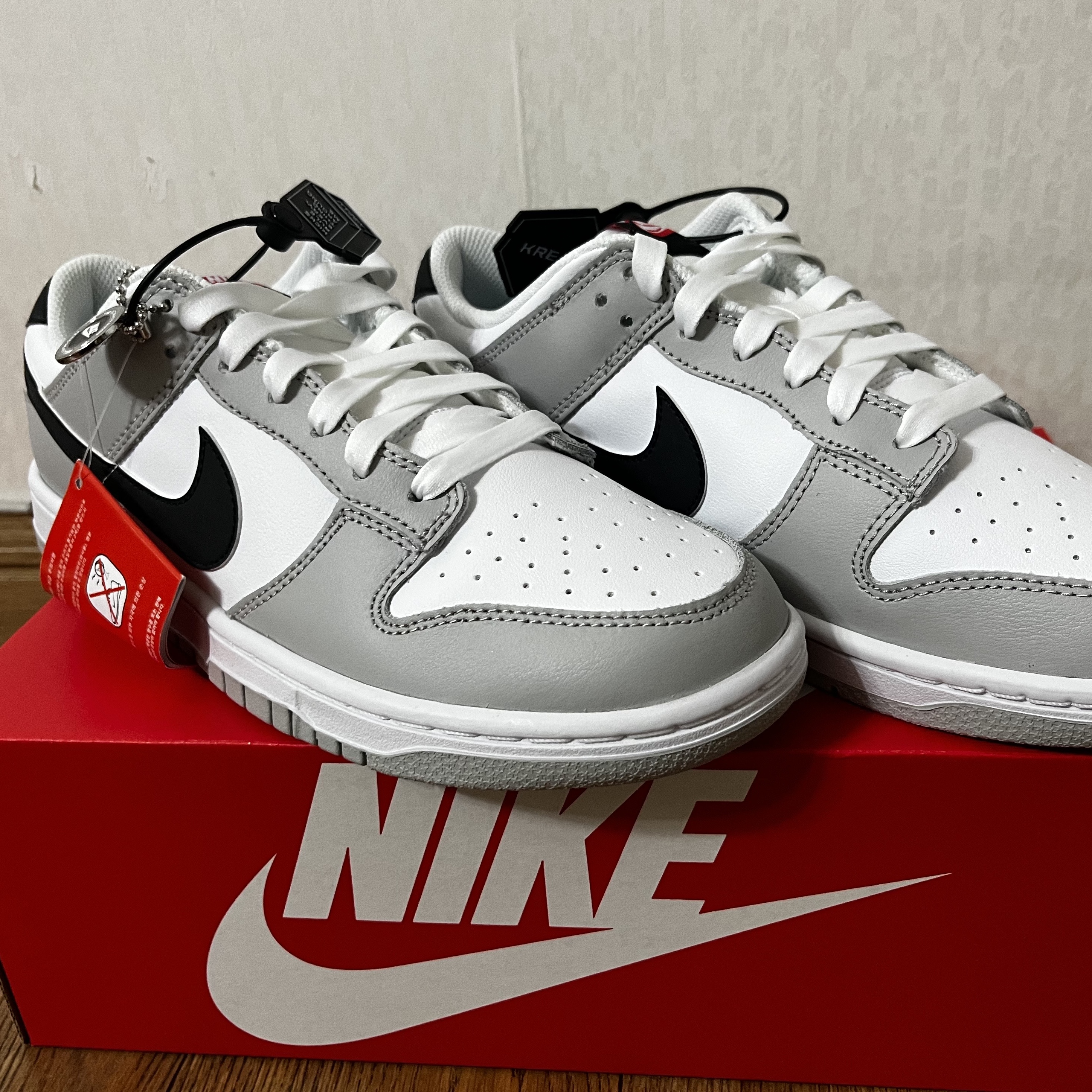Nike Dunk Low Retro SE Jackpot Grey Fog 착용 스타일