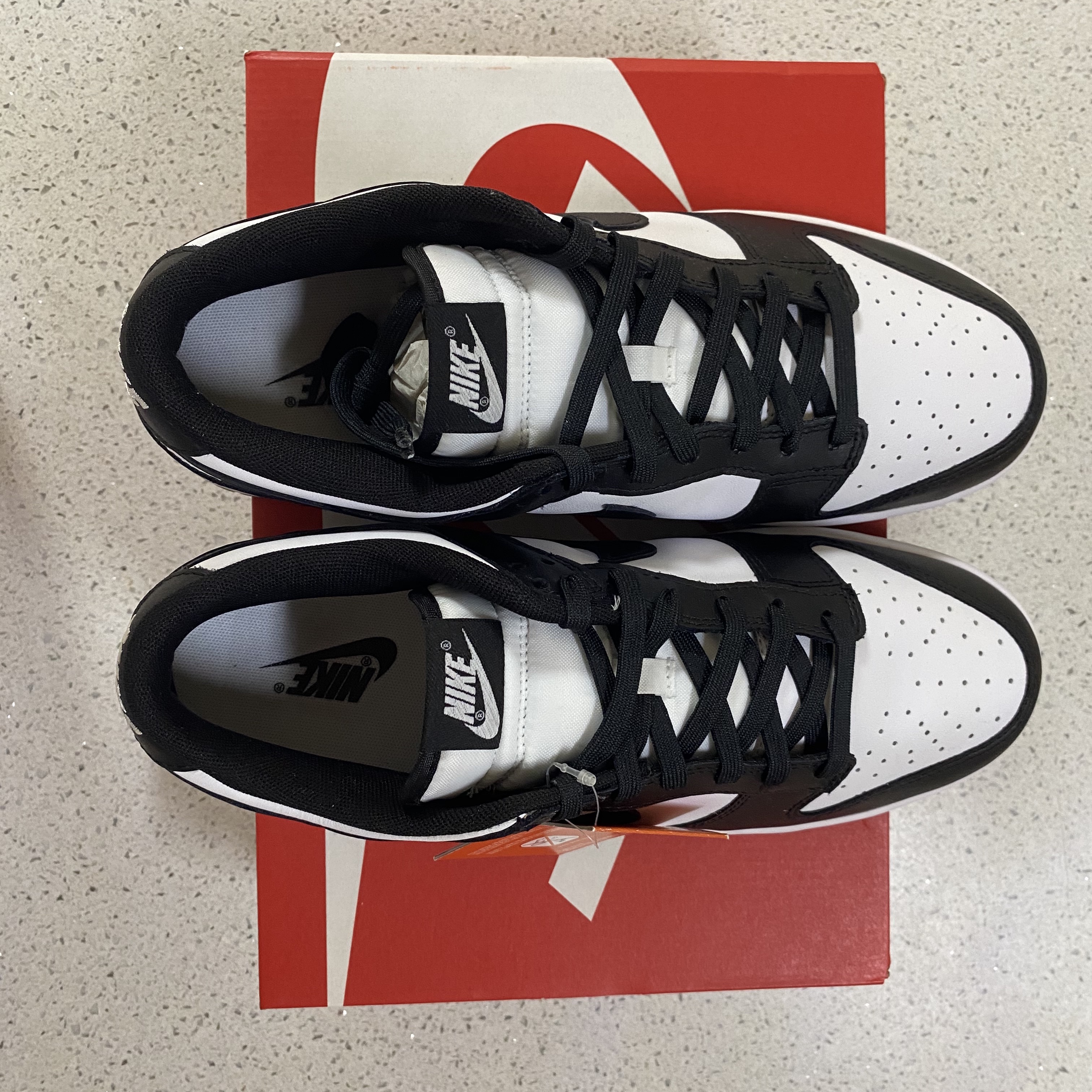 Nike Dunk Low Retro Black 착용 스타일 - 3