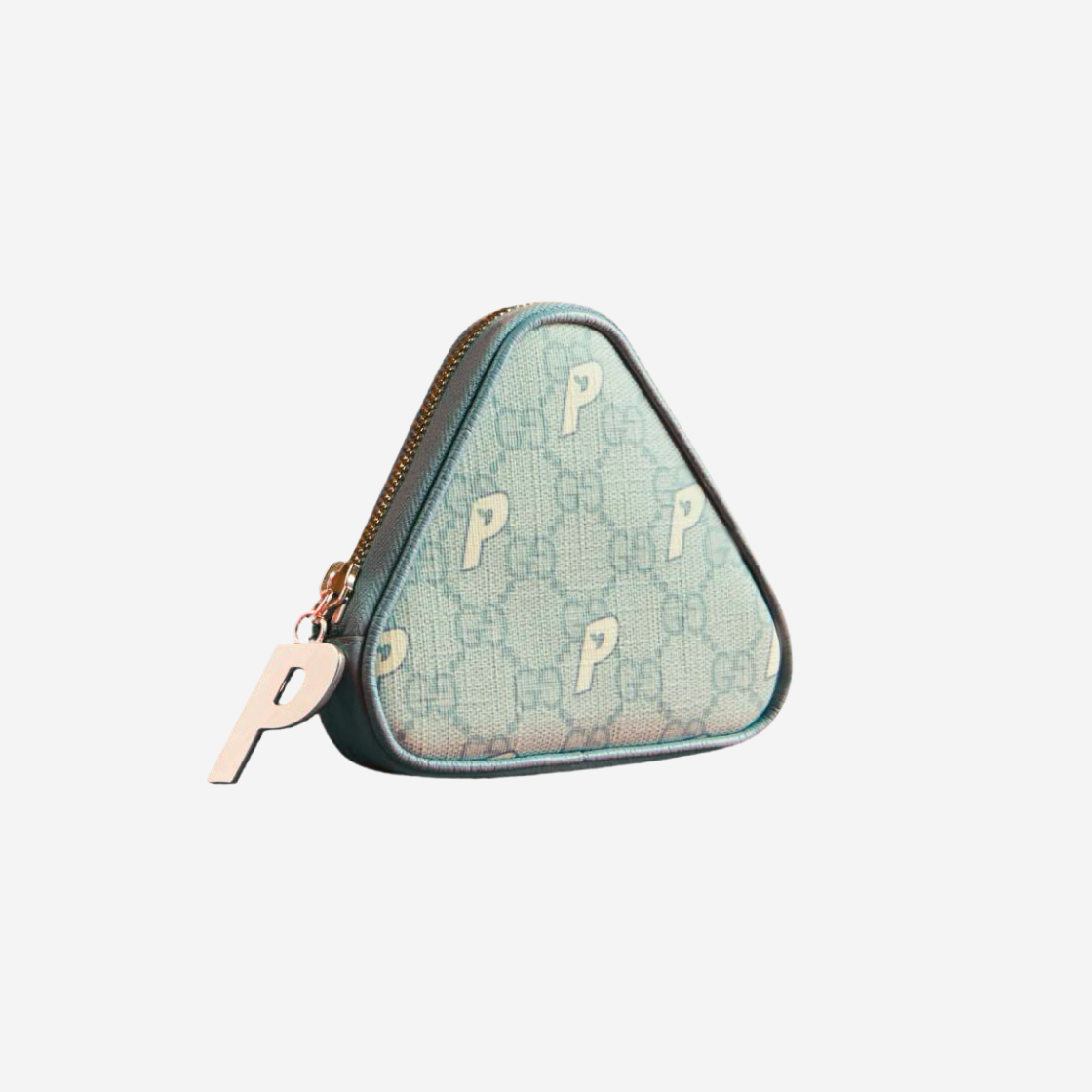 팔라스 x 구찌 트라이퍼그 쉐입 슈프림 GG-P 코인 퍼스 페일 블루 - 22FW(Palace x Gucci Tri-Ferg Shape Supreme GG-P Coin Purse Pale Blue - 22FW)