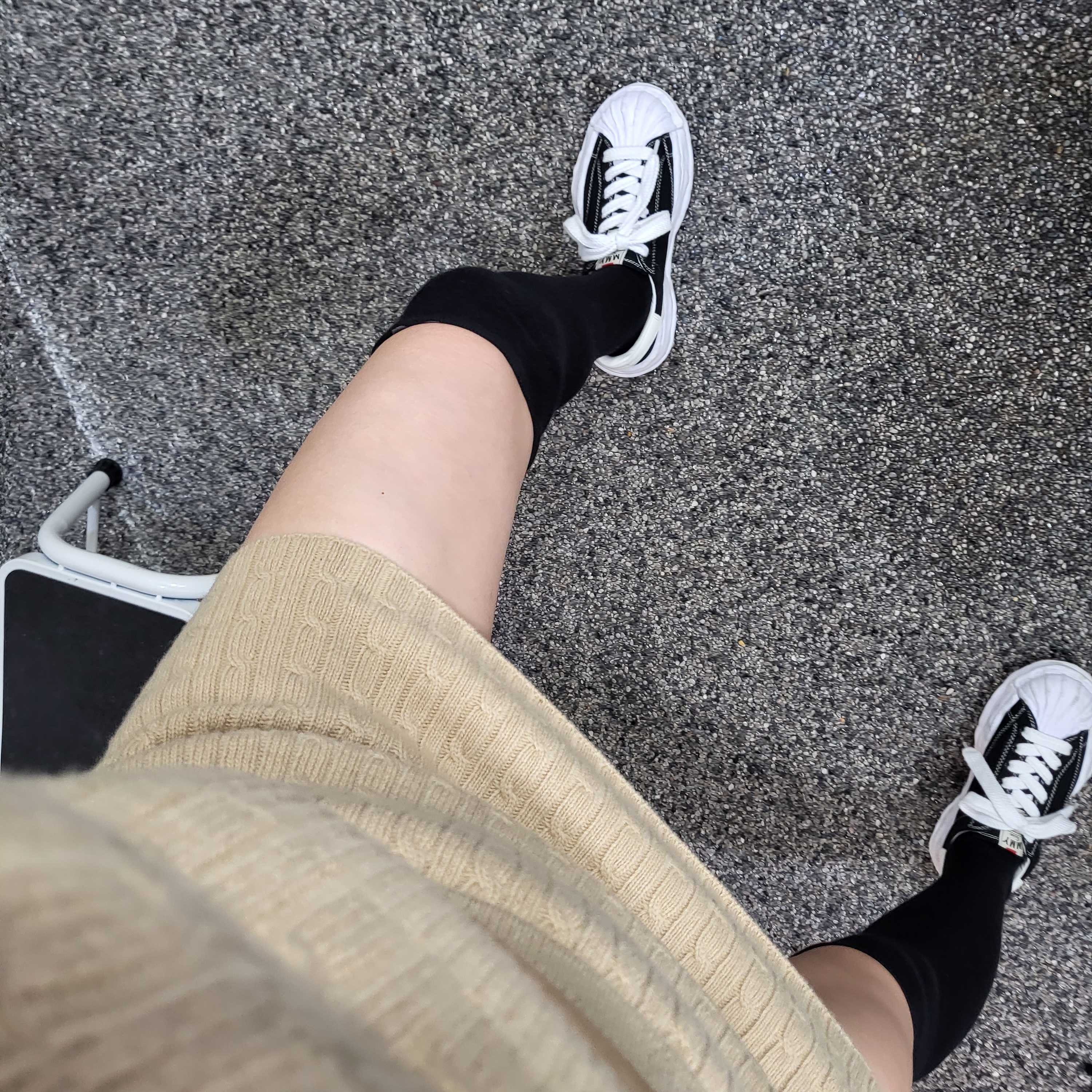 Maison Mihara Yasuhiro Blakey OG Sole Canvas Low-top Sneakers Black White 착용 스타일