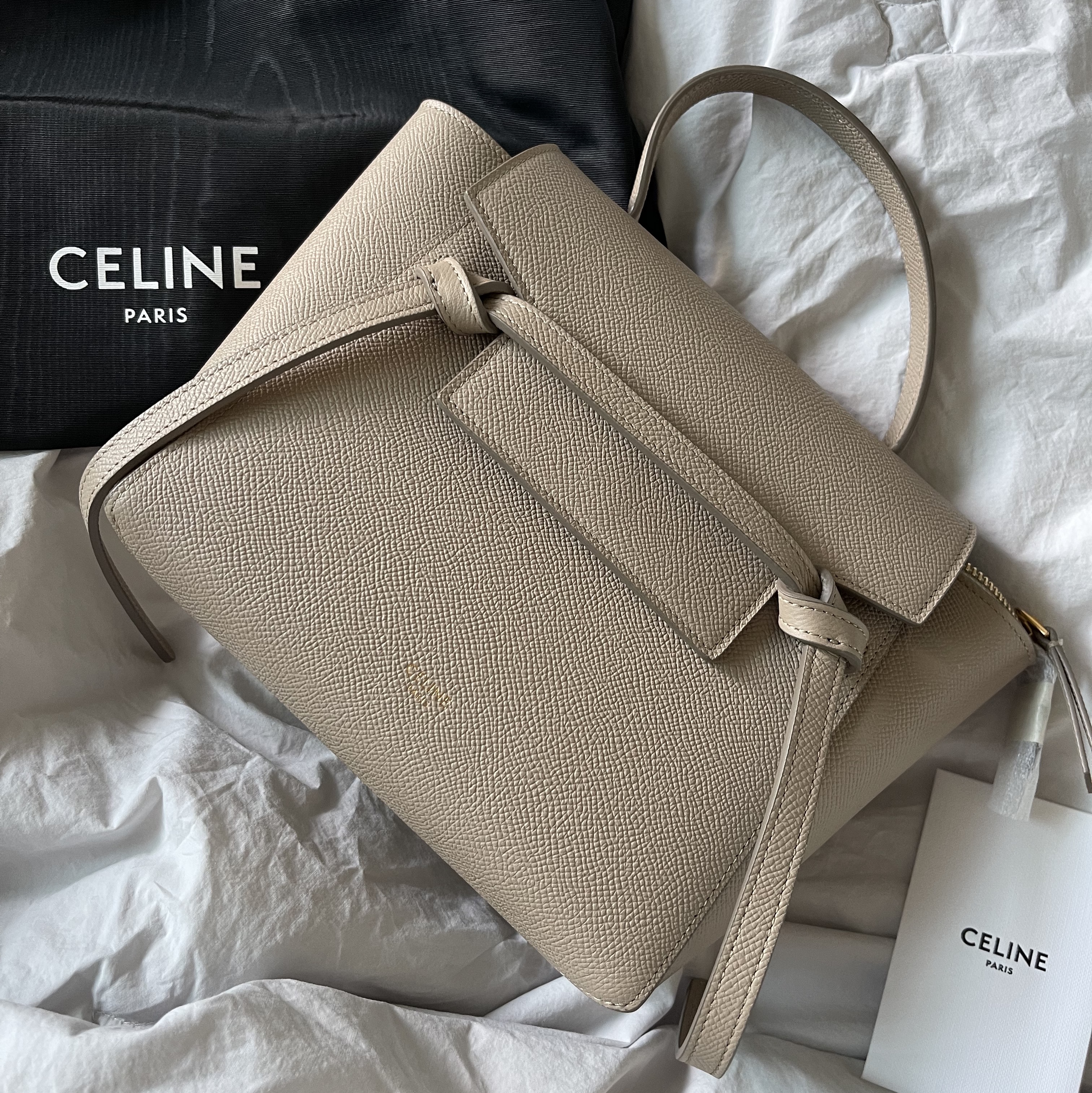 Celine Nano Belt Bag in Grained Calfskin Light Taupe 착용 스타일