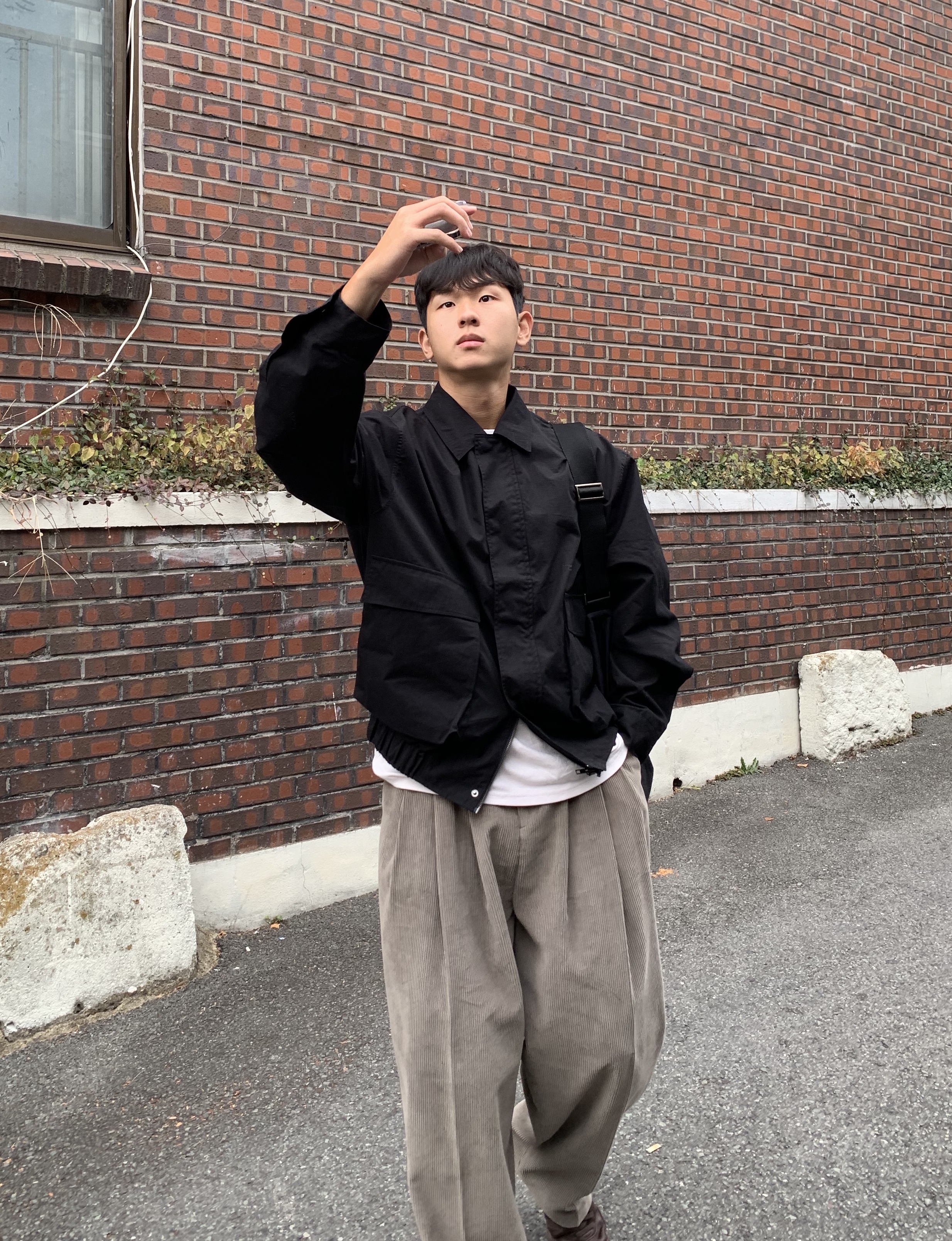 Adidas Samba Brown 착용 스타일 - 2