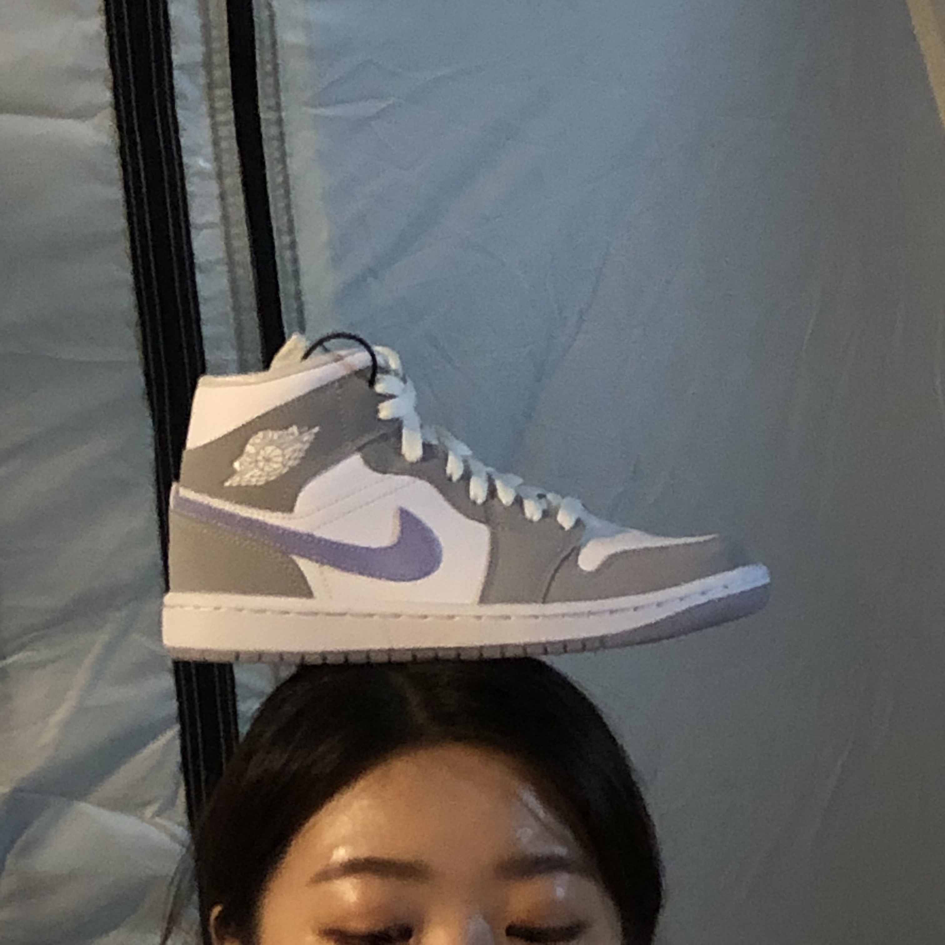 (W) Jordan 1 Mid Wolf Grey 착용 스타일 - 2