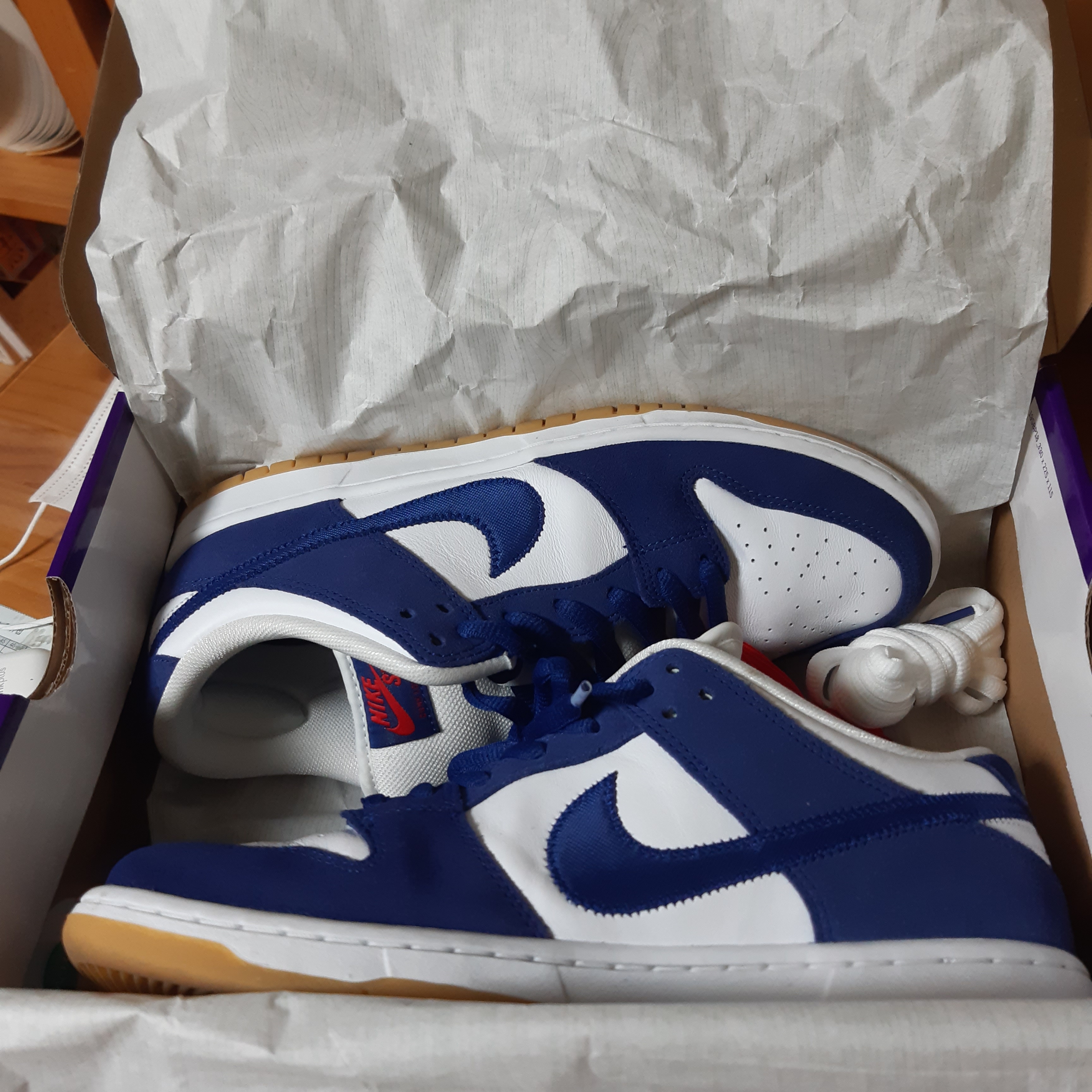 Nike SB Dunk Low Pro Premium Deep Royal Blue 착용 스타일 - 1