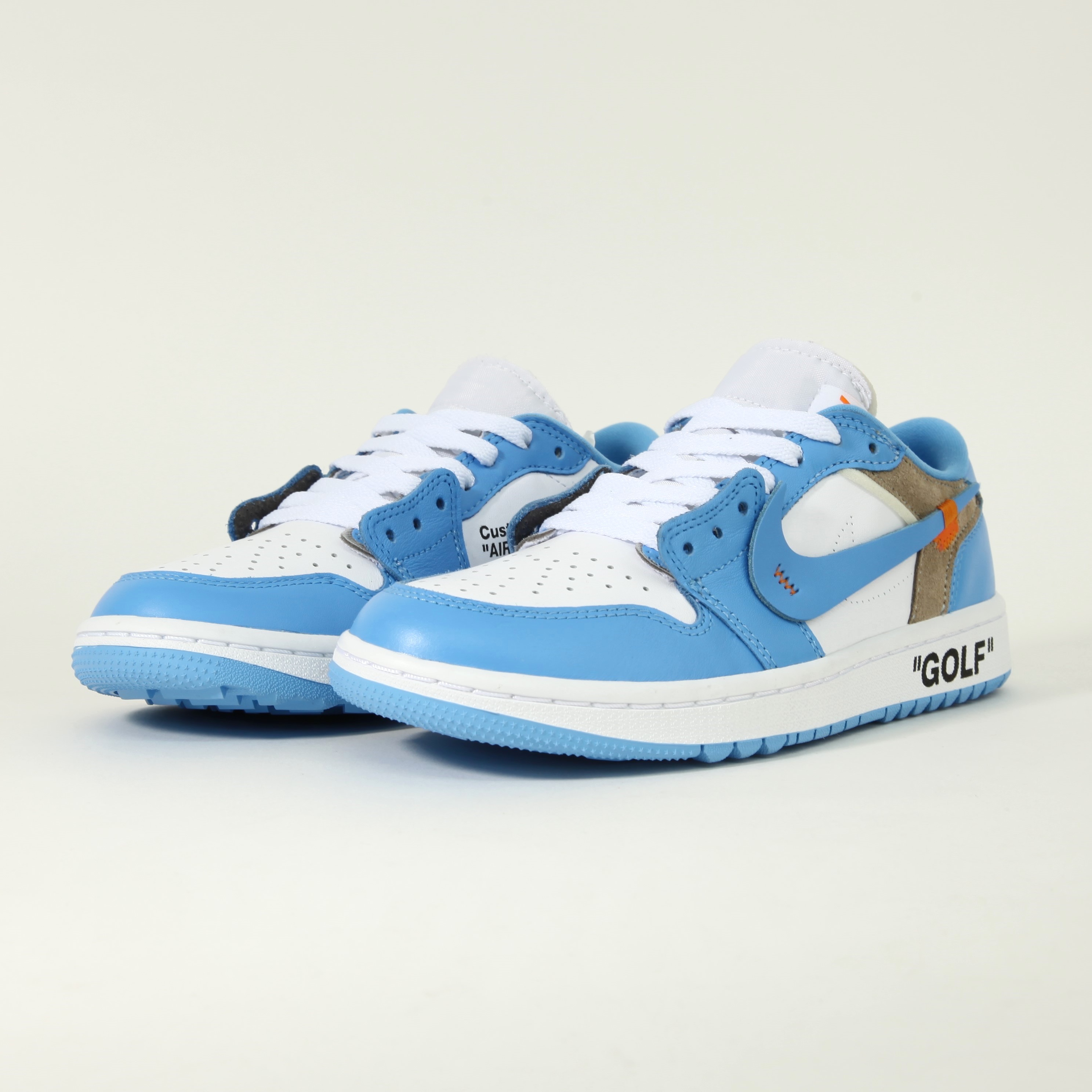 Jordan 1 Low Golf White and University Blue 착용 스타일 - 4
