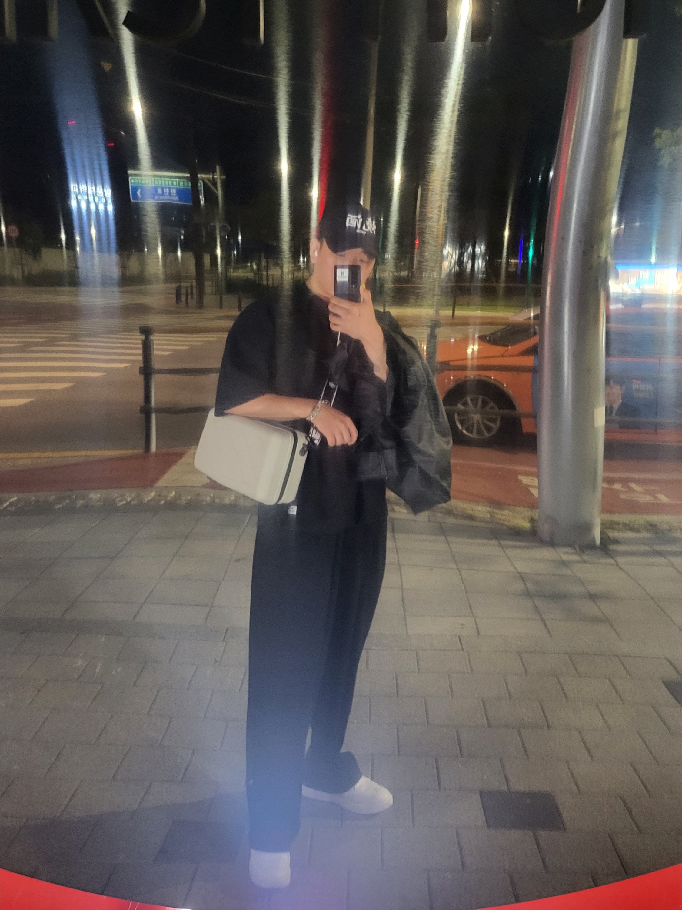Nike x Peaceminusone Kwondo1 White, Off-White x Amore Pacific Protection Box (Without Cosmetics) 착용 스타일