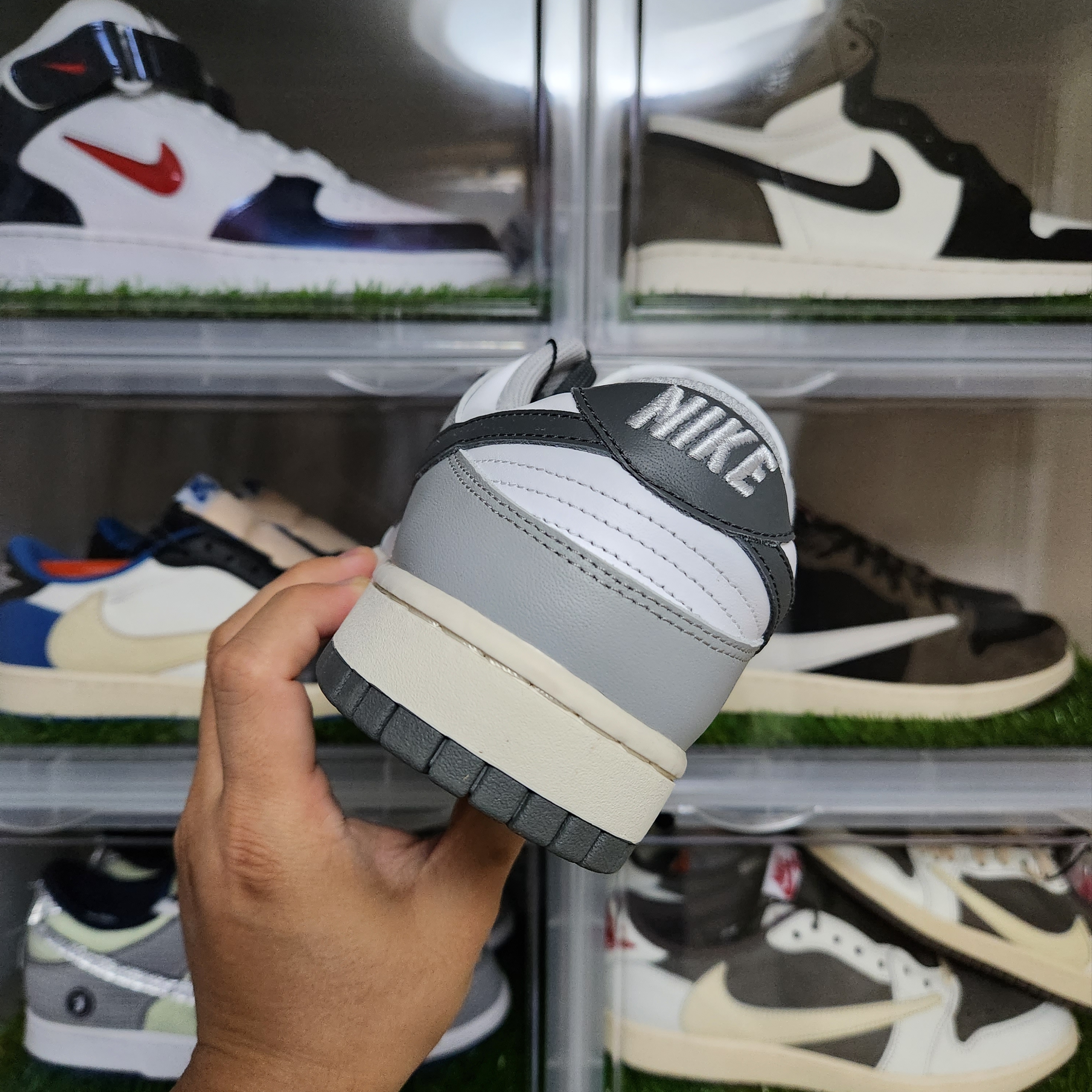 (W) Nike Dunk Low Light Smoke Grey 착용 스타일 - 4