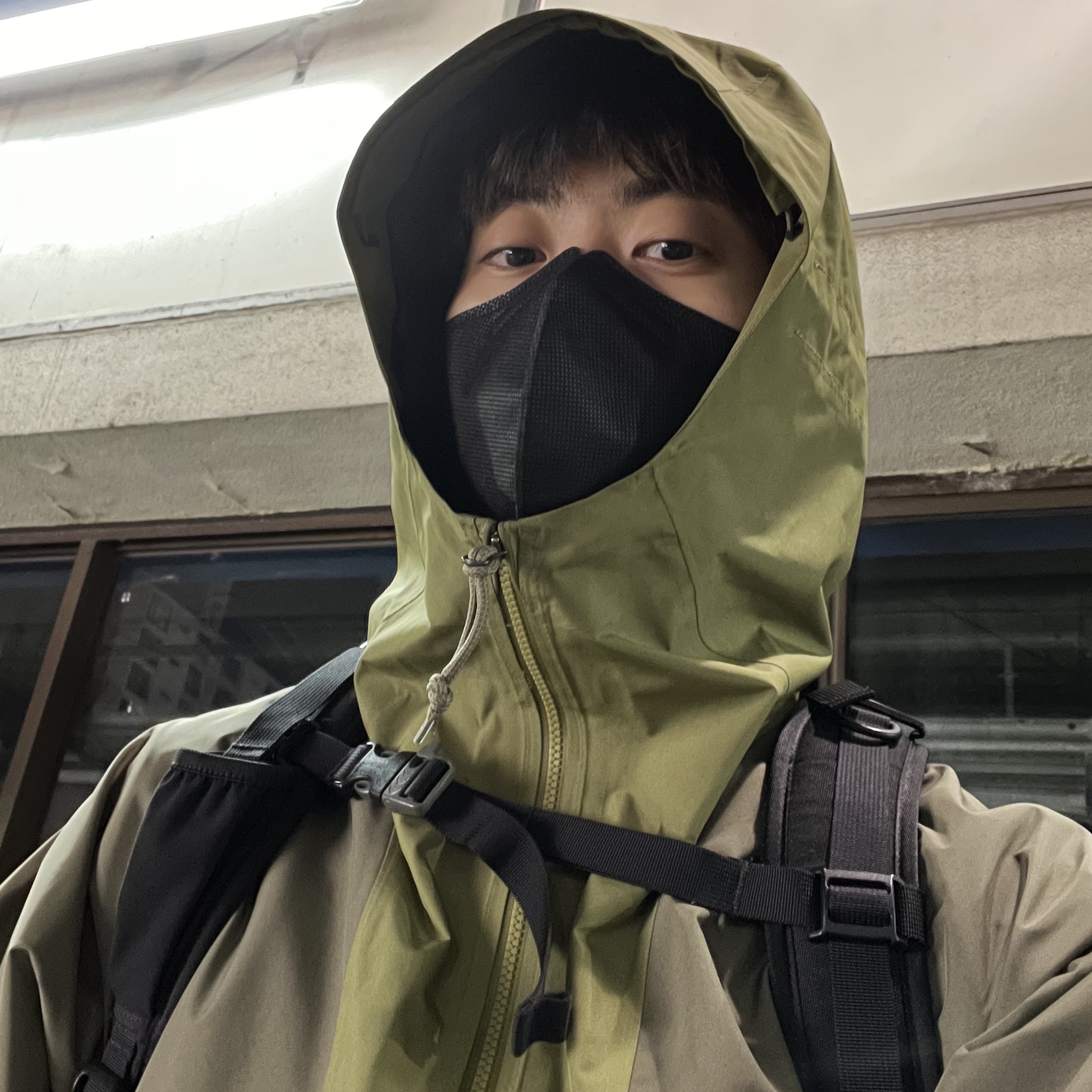 Nike ACG Storm-Fit ADV Cascade Rains Full Zip Shell Jacket Medium Olive - Asia, The North Face Big Shot Jet Black 착용 스타일