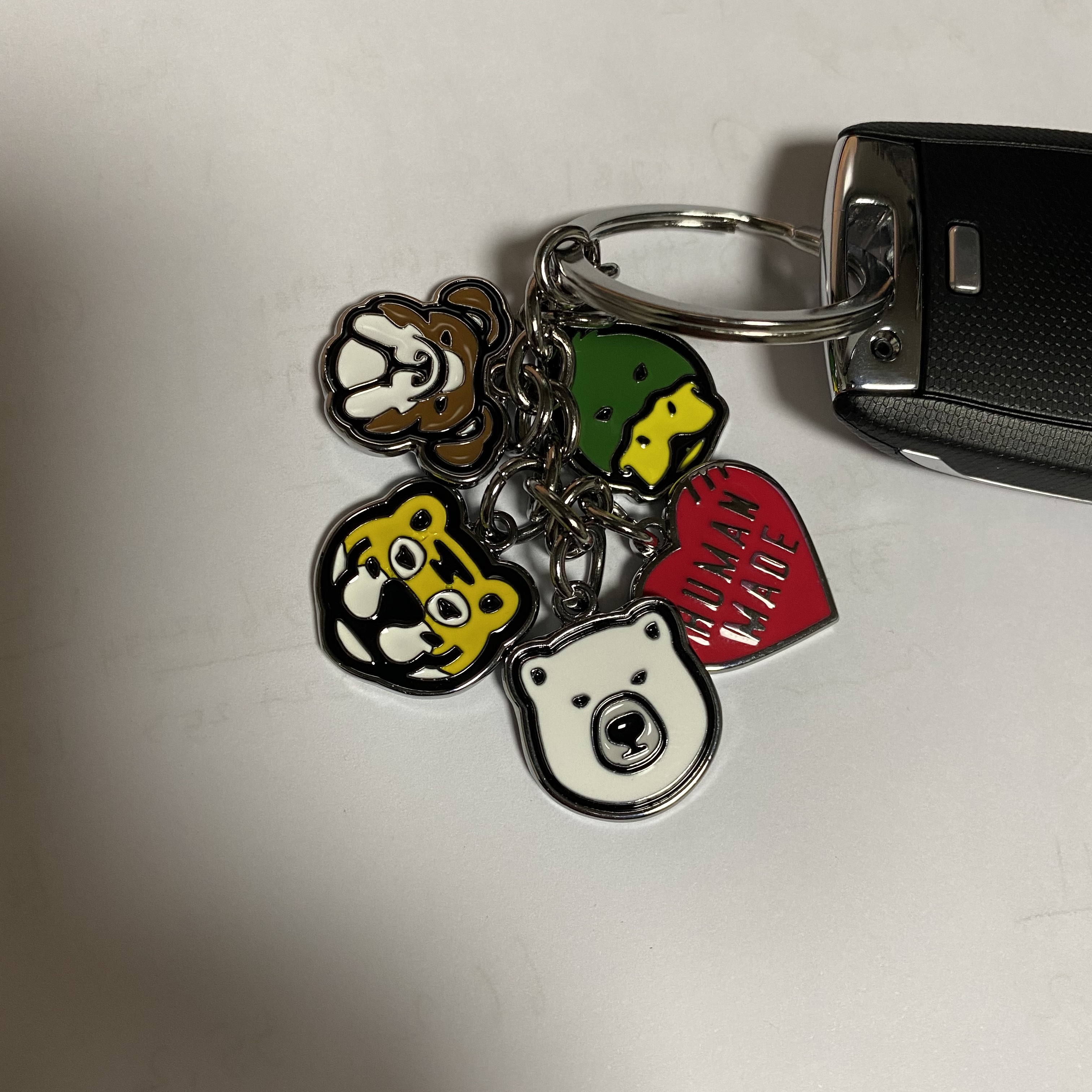 Human Made Animal Keyring Silver 착용 스타일