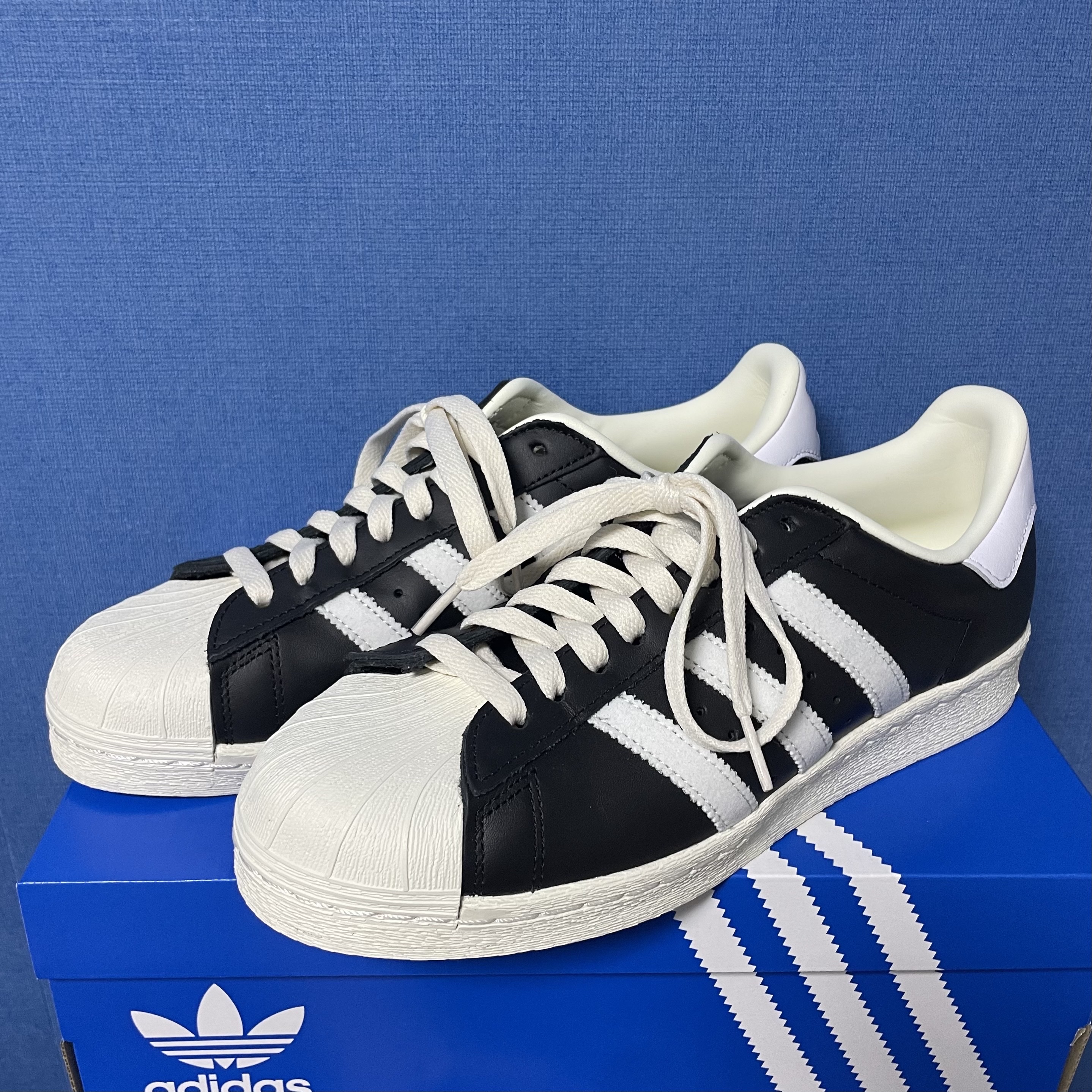 Adidas Superstar 82 FI Core Black 착용 스타일