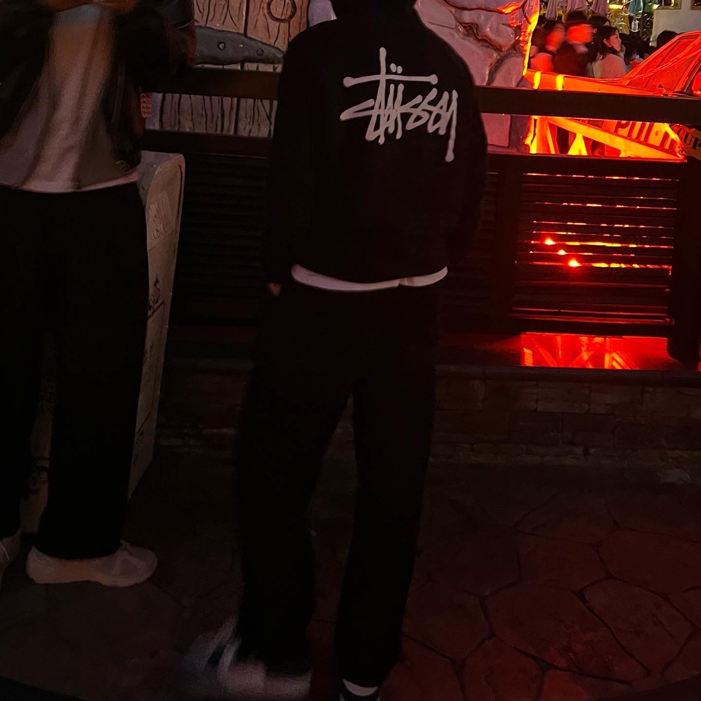 Stussy Basic Stussy Hoodie Black 2022, Nike Dunk Low Retro Valerian Blue 착용 스타일 - 1