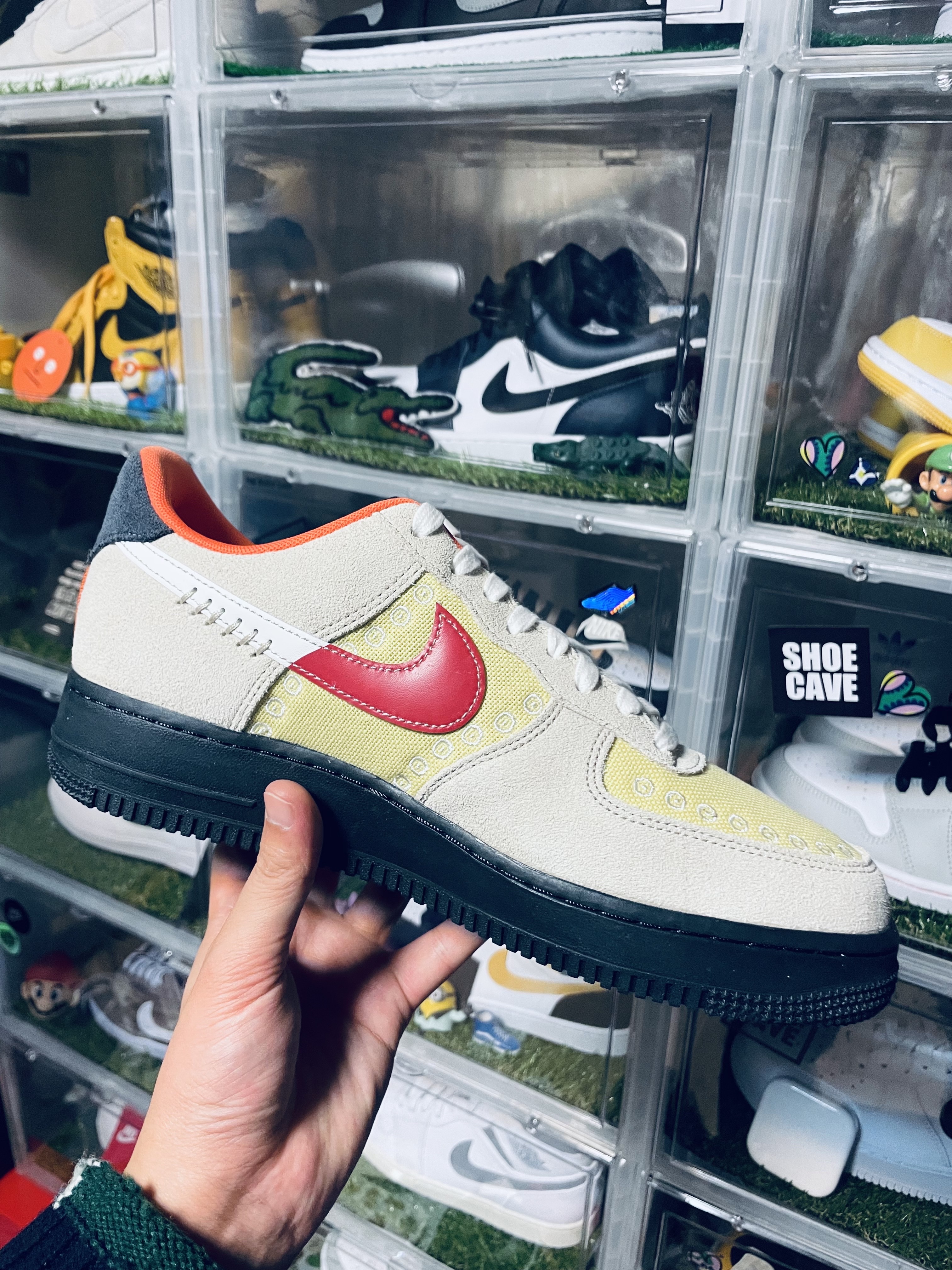 Nike Air Force 1 '07 Somos Familia Día de Muertos 착용 스타일 - 1
