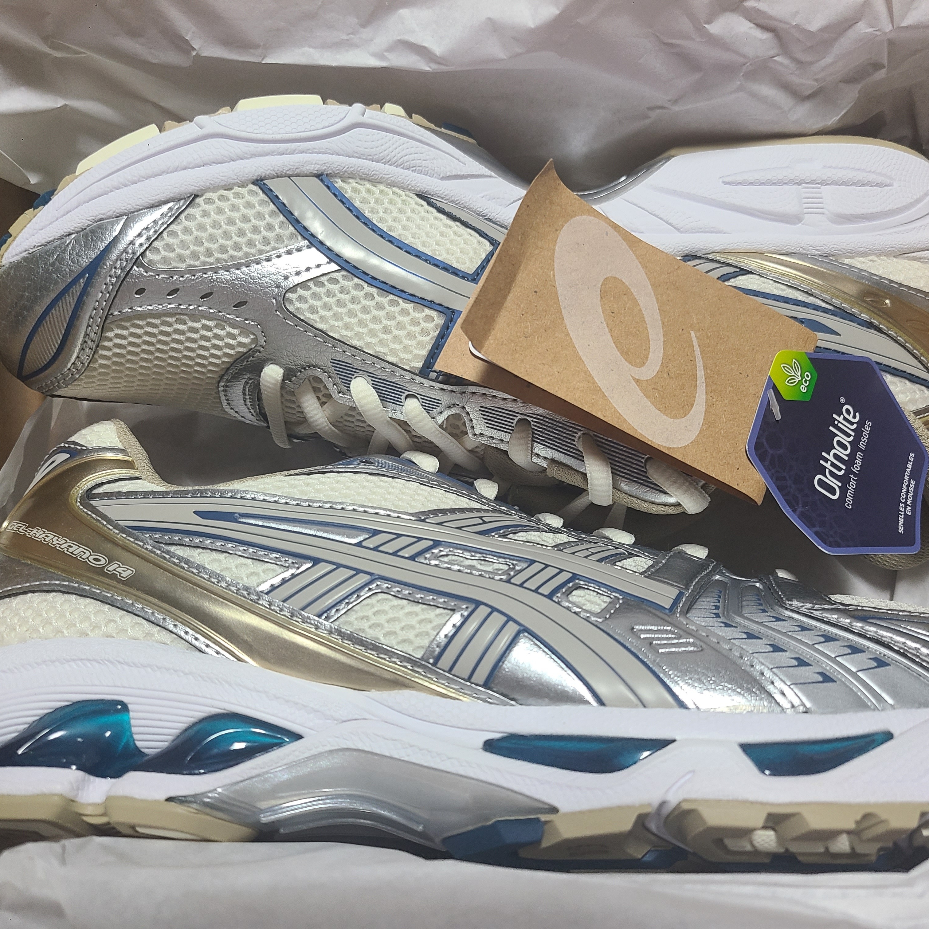 Asics Gel-Kayano 14 Cream Pure Silver 착용 스타일