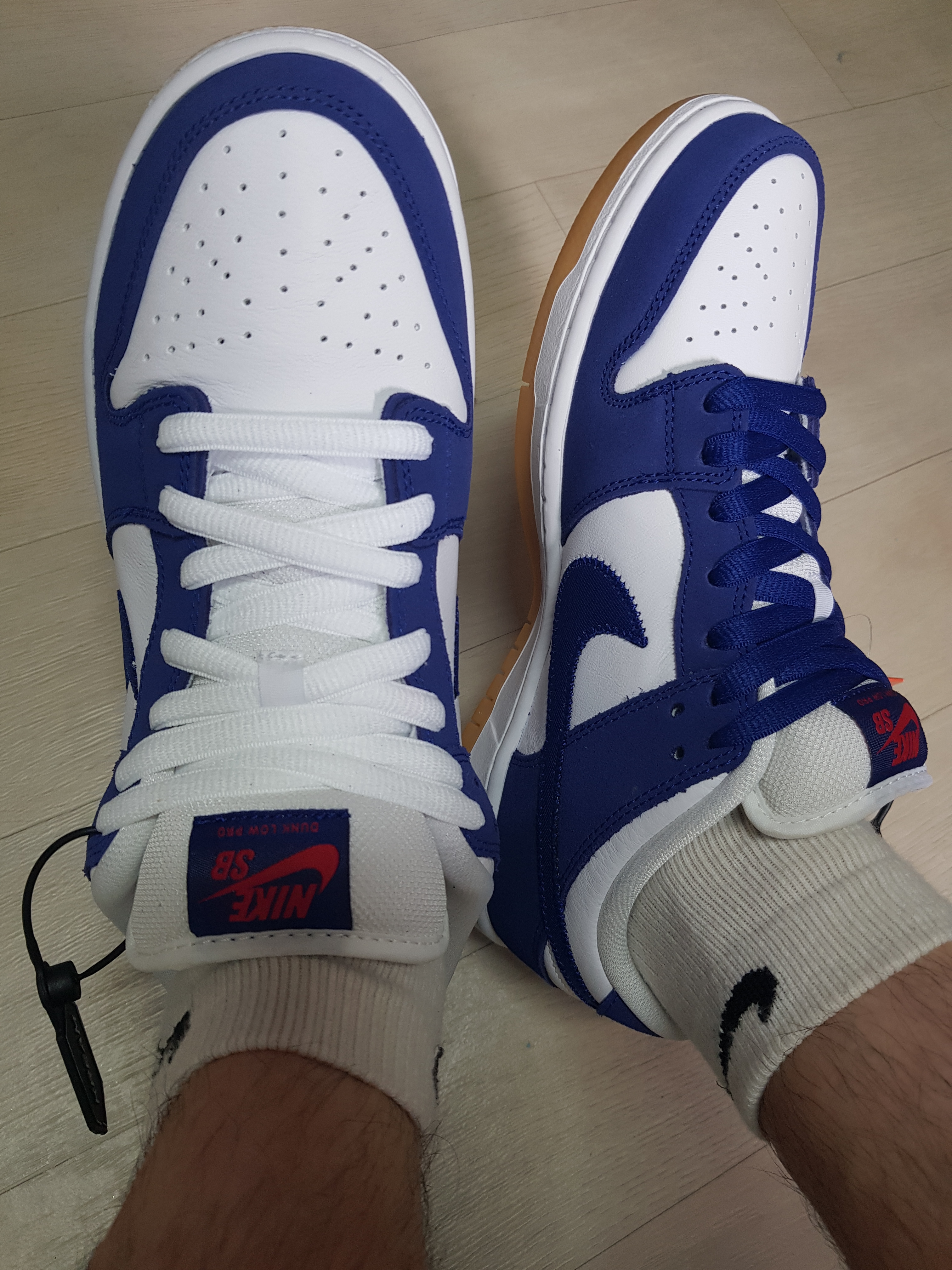 Nike SB Dunk Low Pro Premium Deep Royal Blue 착용 스타일