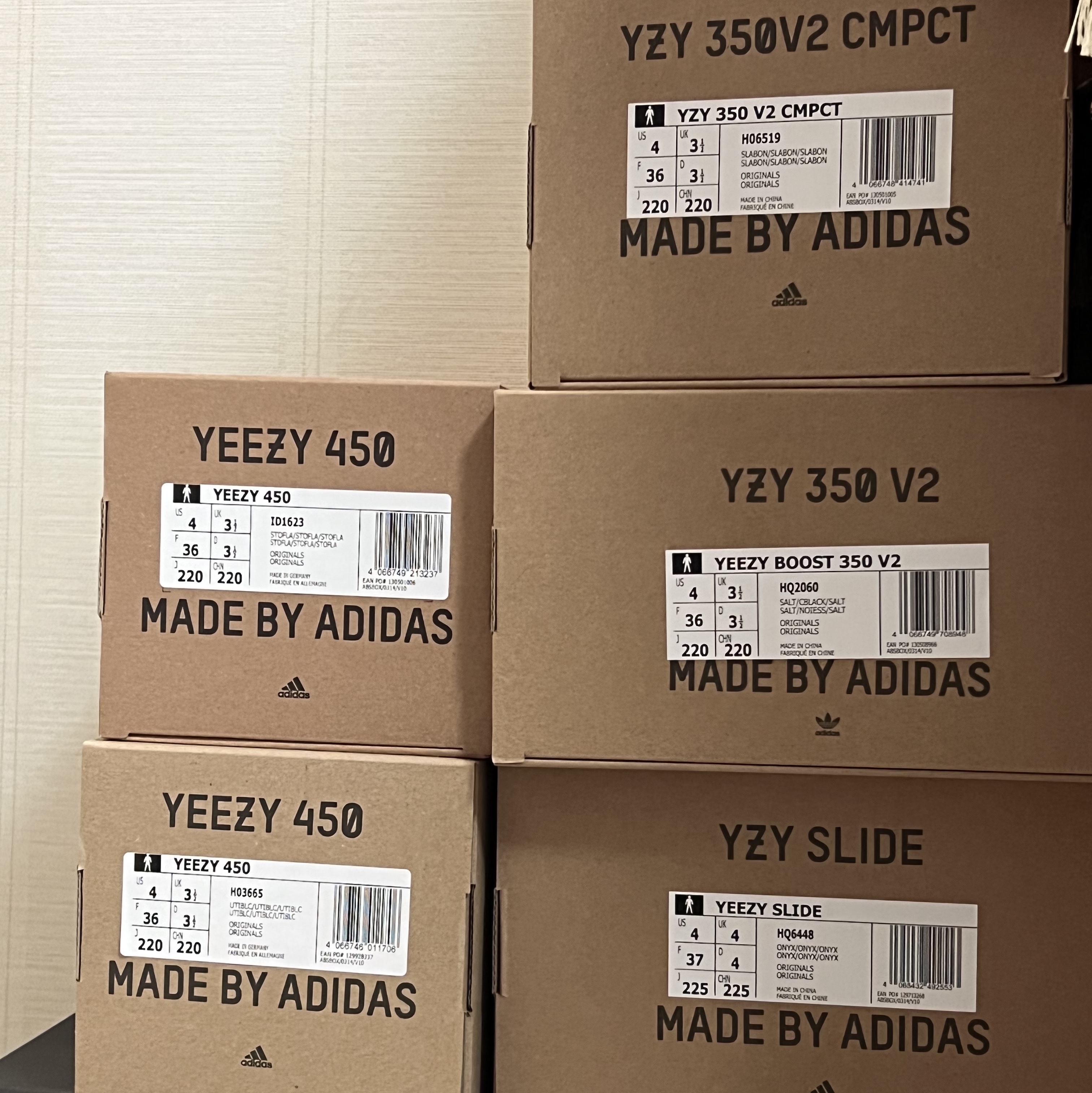 Adidas Yeezy 350 V2 CMPCT Slate Bone 2022/2023, Adidas Yeezy Boost 350 V2 Salt Core Black 착용 스타일