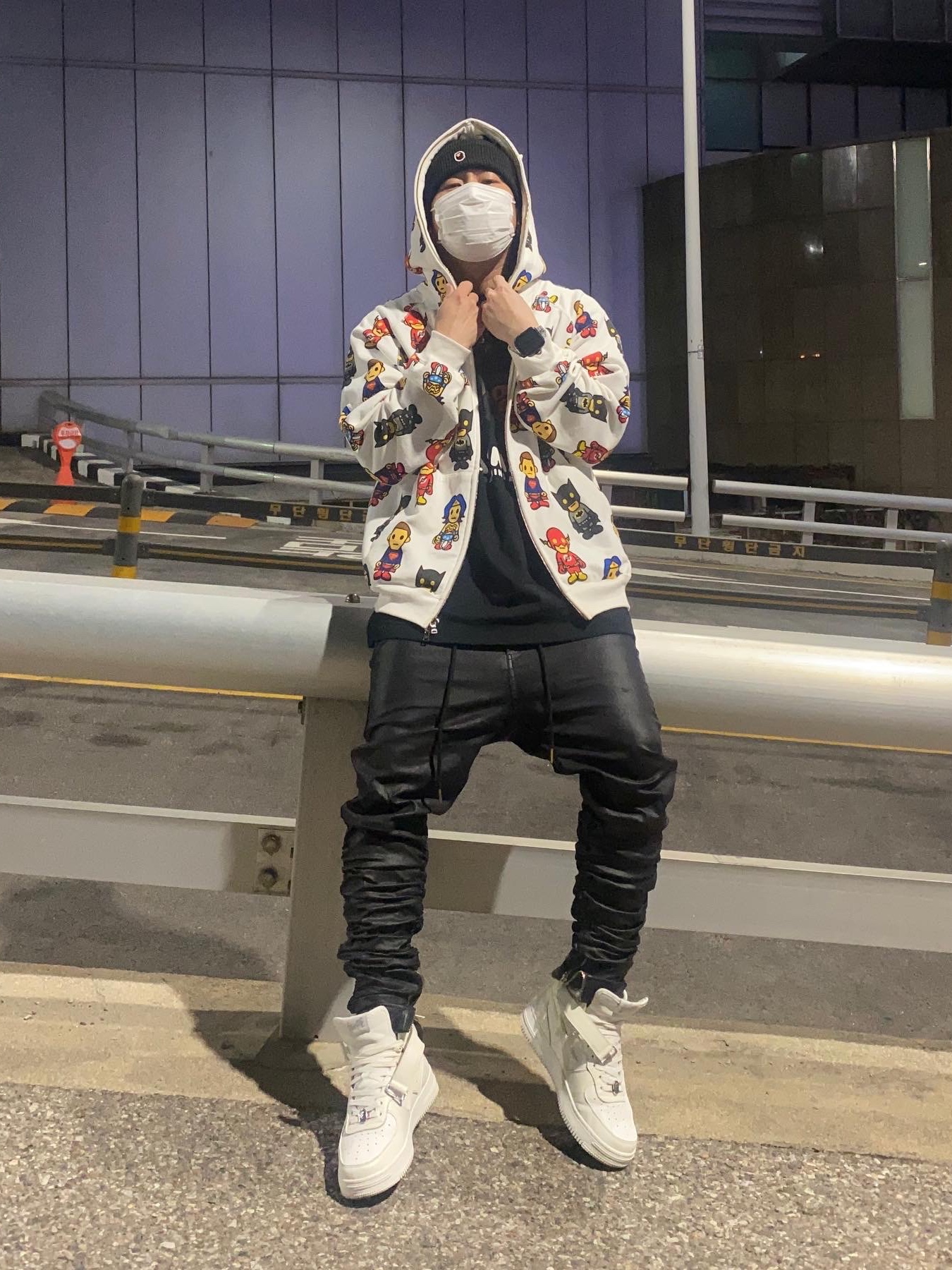 BAPE Bape Sta Mid #2 Black Grey White 착용 스타일 - 2