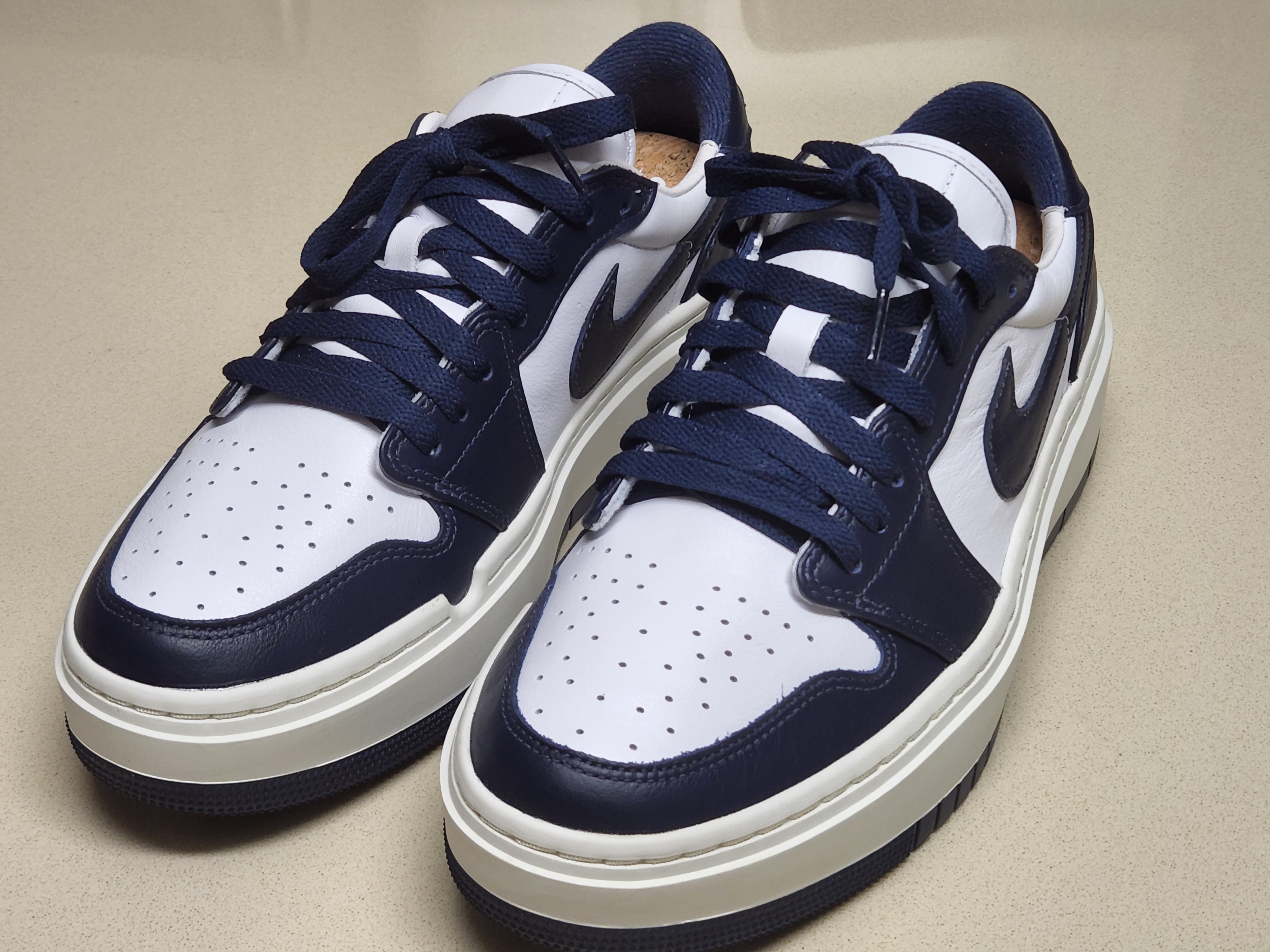 (W) Jordan 1 Elevate Low Midnight Navy 착용 스타일