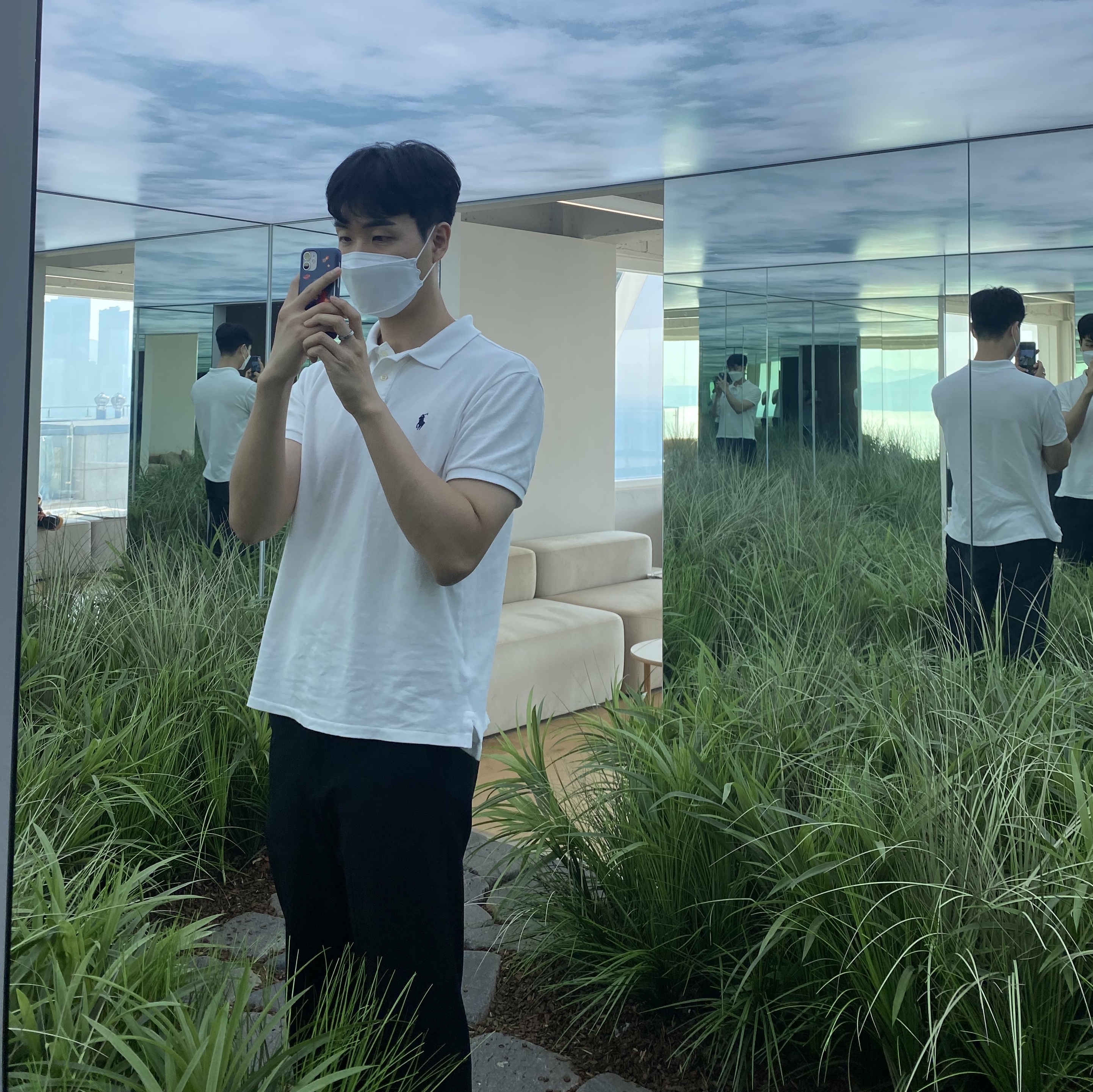 insta : jeonhj님의 스타일