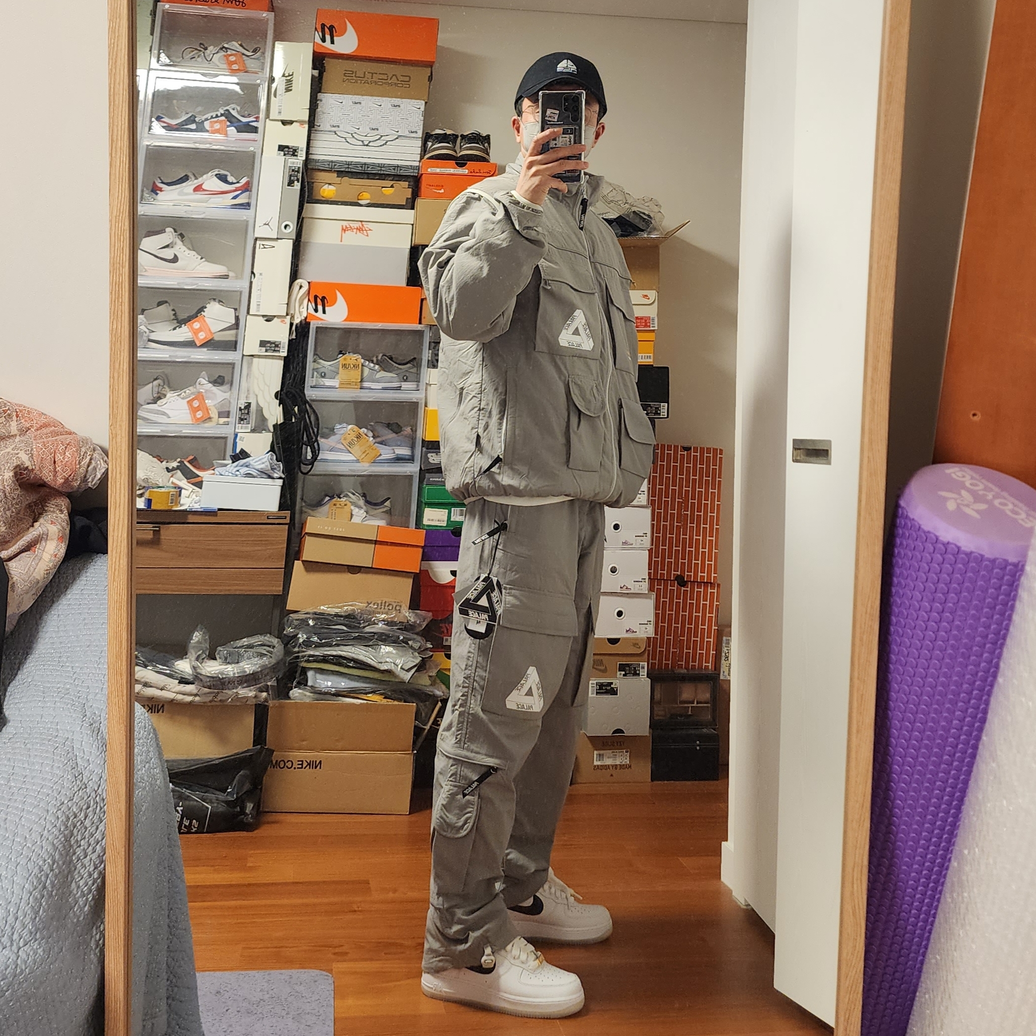 Palace Cordura RS Shell Cargos Grey - 22FW, Palace Cordura RS Zip Off Jacket Grey - 22FW 착용 스타일 - 3