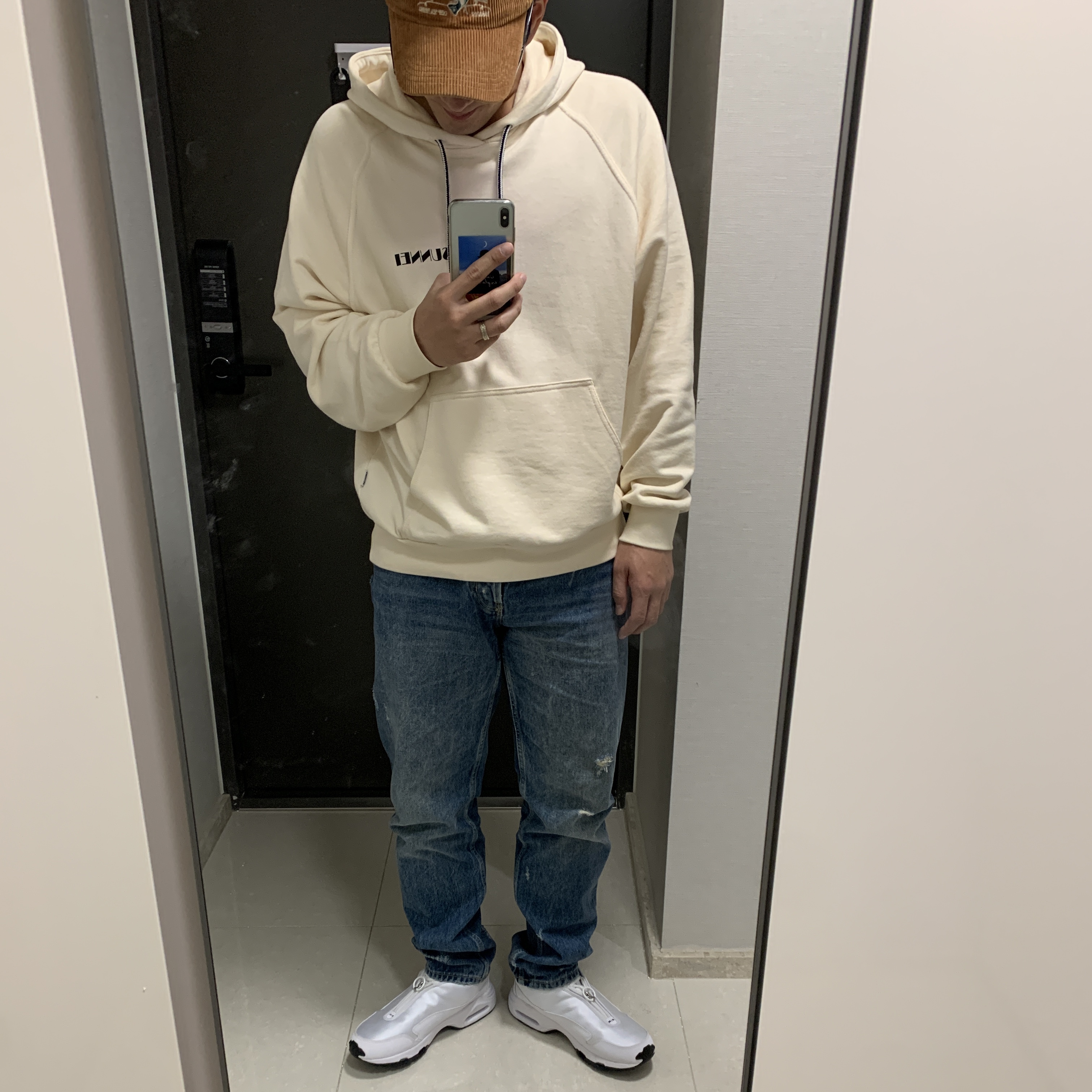 Nike x Comme des Garcons Homme Plus Air Max Sunder SP White 착용 스타일 - 3