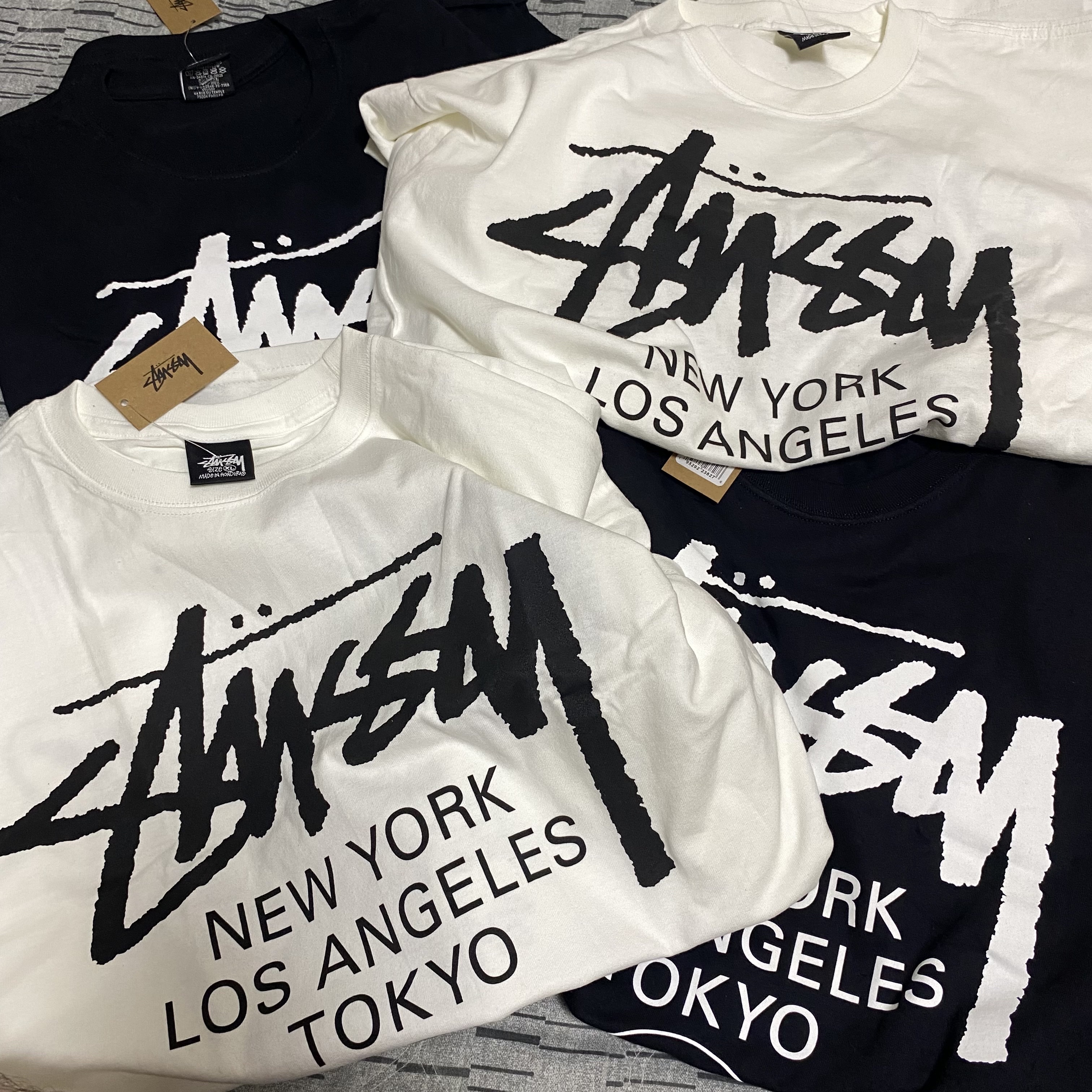 Stussy World Tour LS T-Shirt Black, Stussy World Tour LS T-Shirt White 착용 스타일