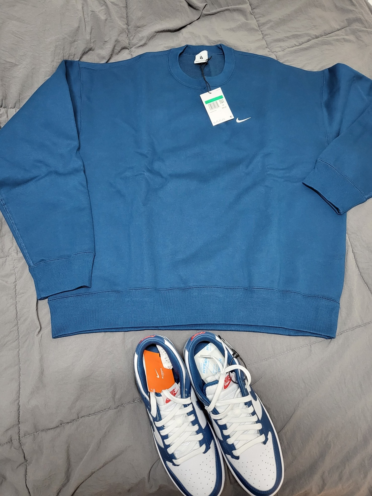 Nike Dunk Low Retro Valerian Blue, Nike NRG Solo Swoosh Crew Fleece Valerian Blue - US/EU 착용 스타일