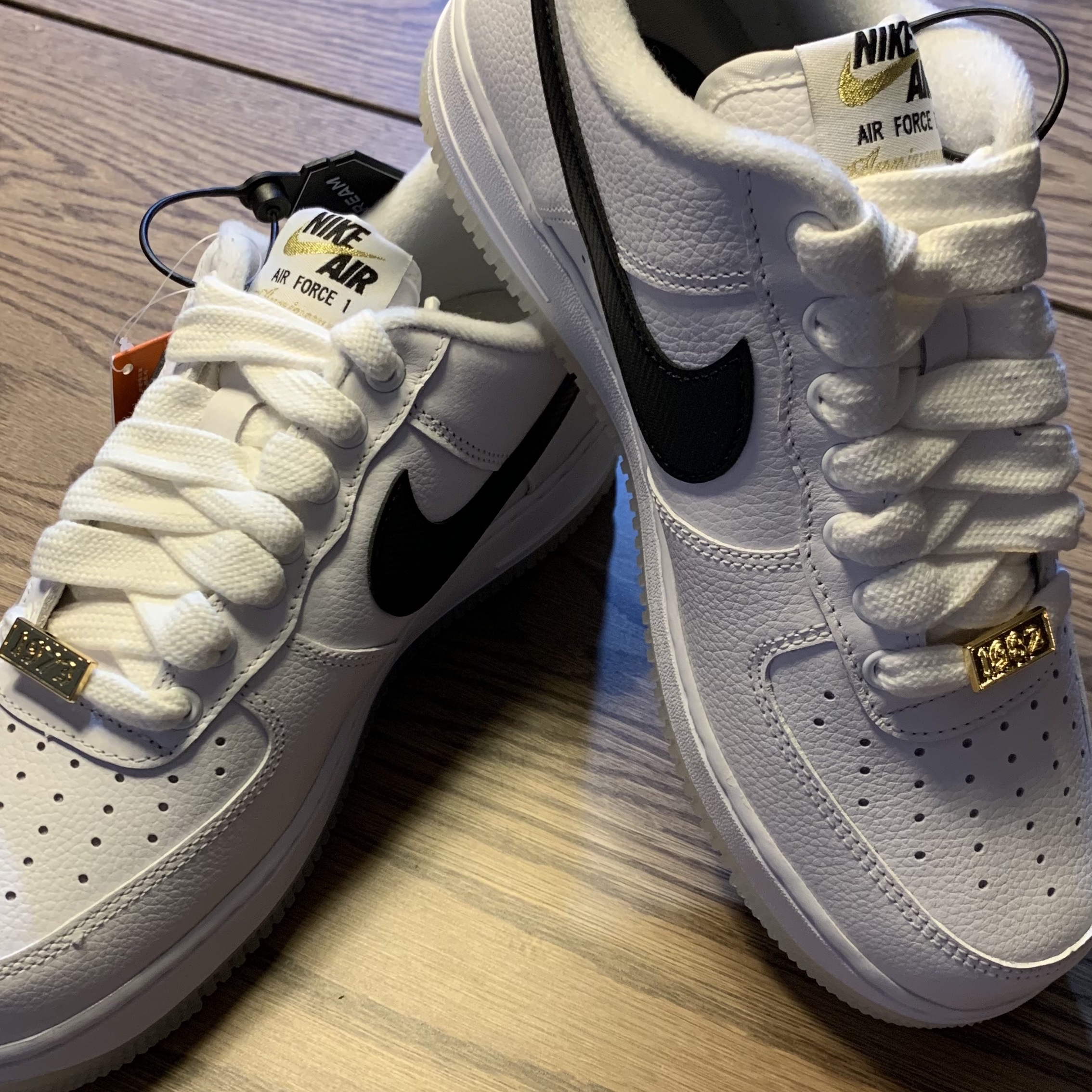 Nike Air Force 1 '07 PRM Bronx Origins 착용 스타일 - 1