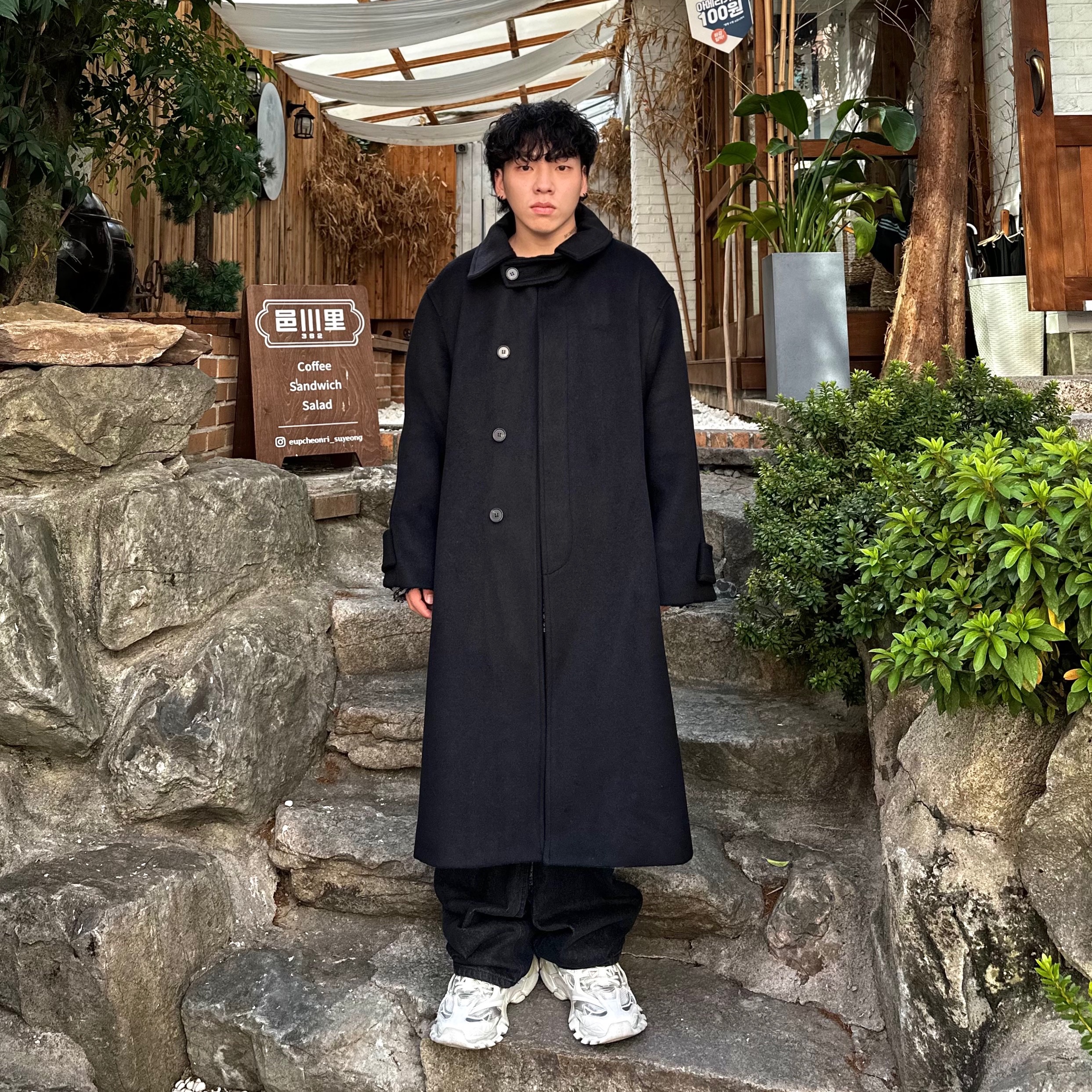 Balenciaga Track.2 Sneakers White 착용 스타일 - 3