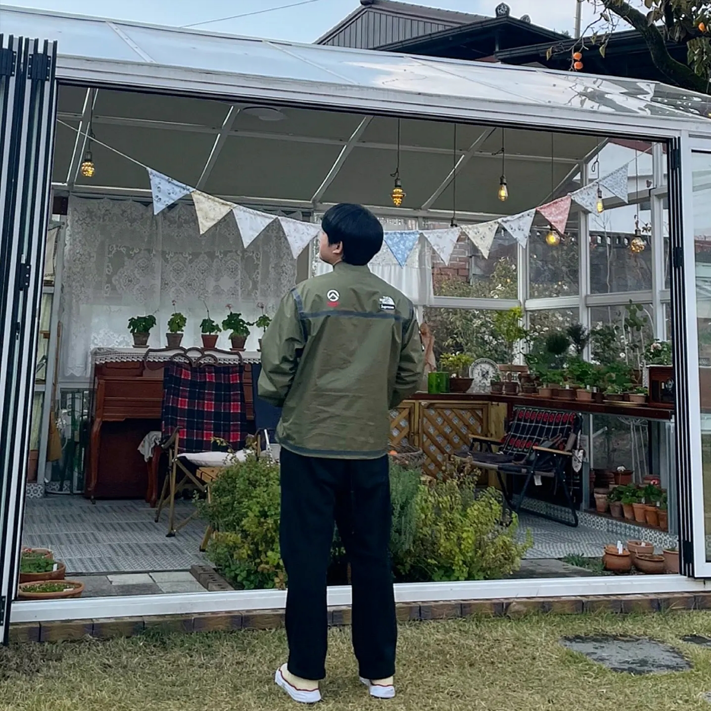 Supreme x The North Face Summit Series Outer Tape Seam Coaches Jacket Olive - 21SS, Maison Mihara Yasuhiro Peterson OG Sole Canvas Low-top Sneakers Natural 착용 스타일