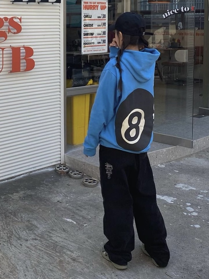 Stussy x Cactus Plant Flea Market 8 Ball Pigment Dyed Hoodie Blue, Stussy Washed Canvas Big OL' Jean Black 착용 스타일