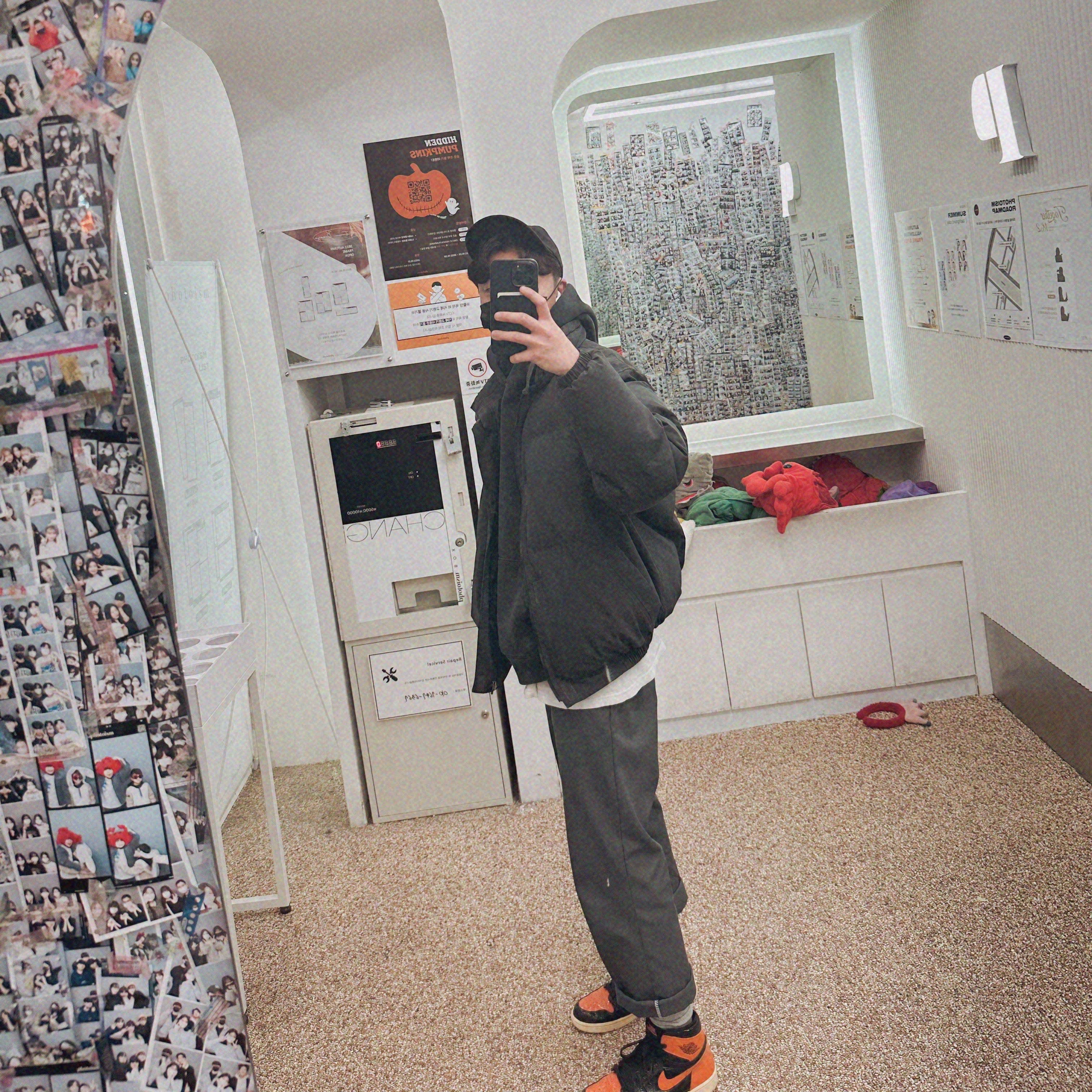 Jordan 1 Retro High Shattered Backboard 3.0, Essentials Puffer Jacket Black - 20FW 착용 스타일