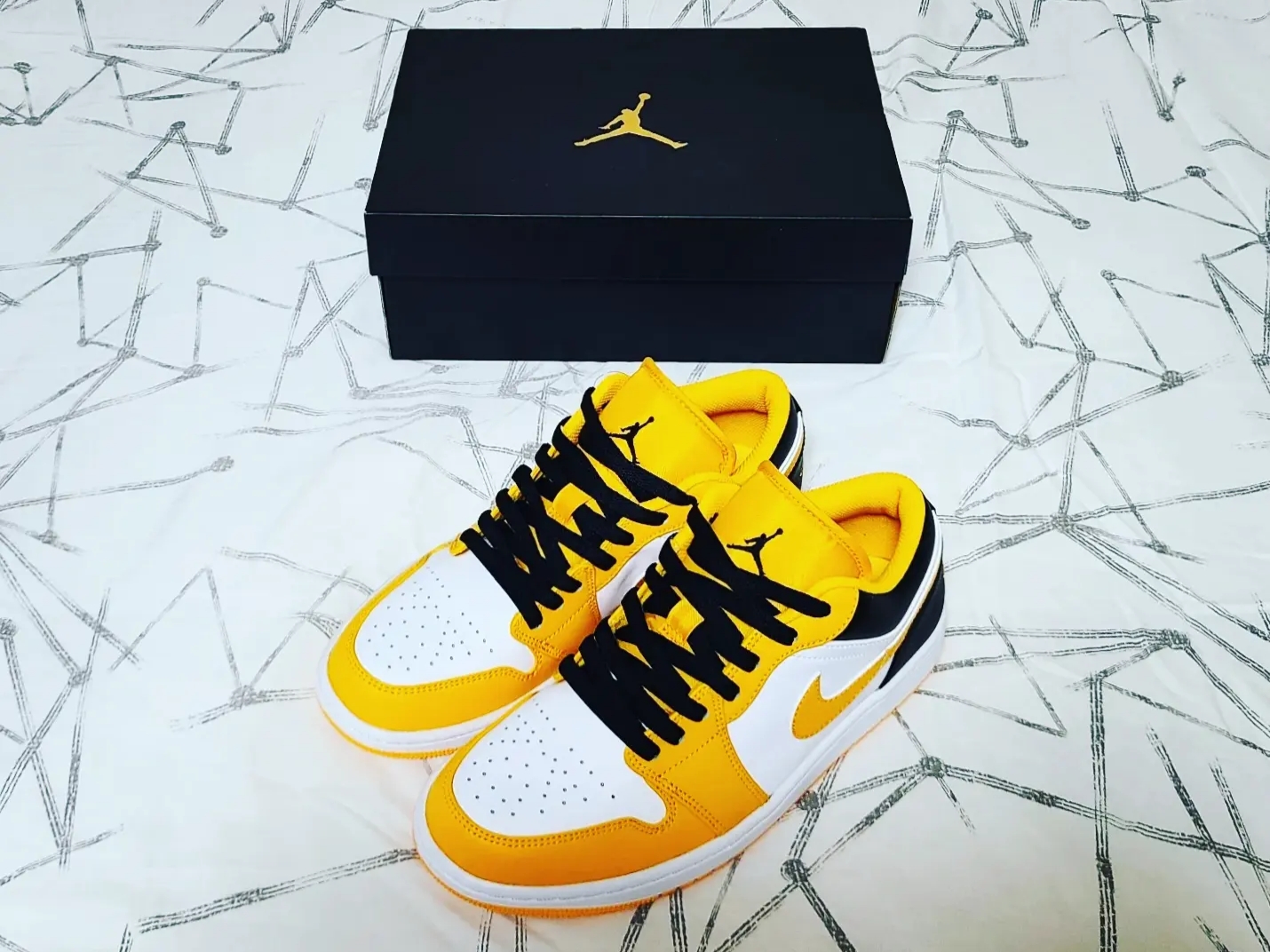 Jordan 1 Low Taxi 착용 스타일 - 1