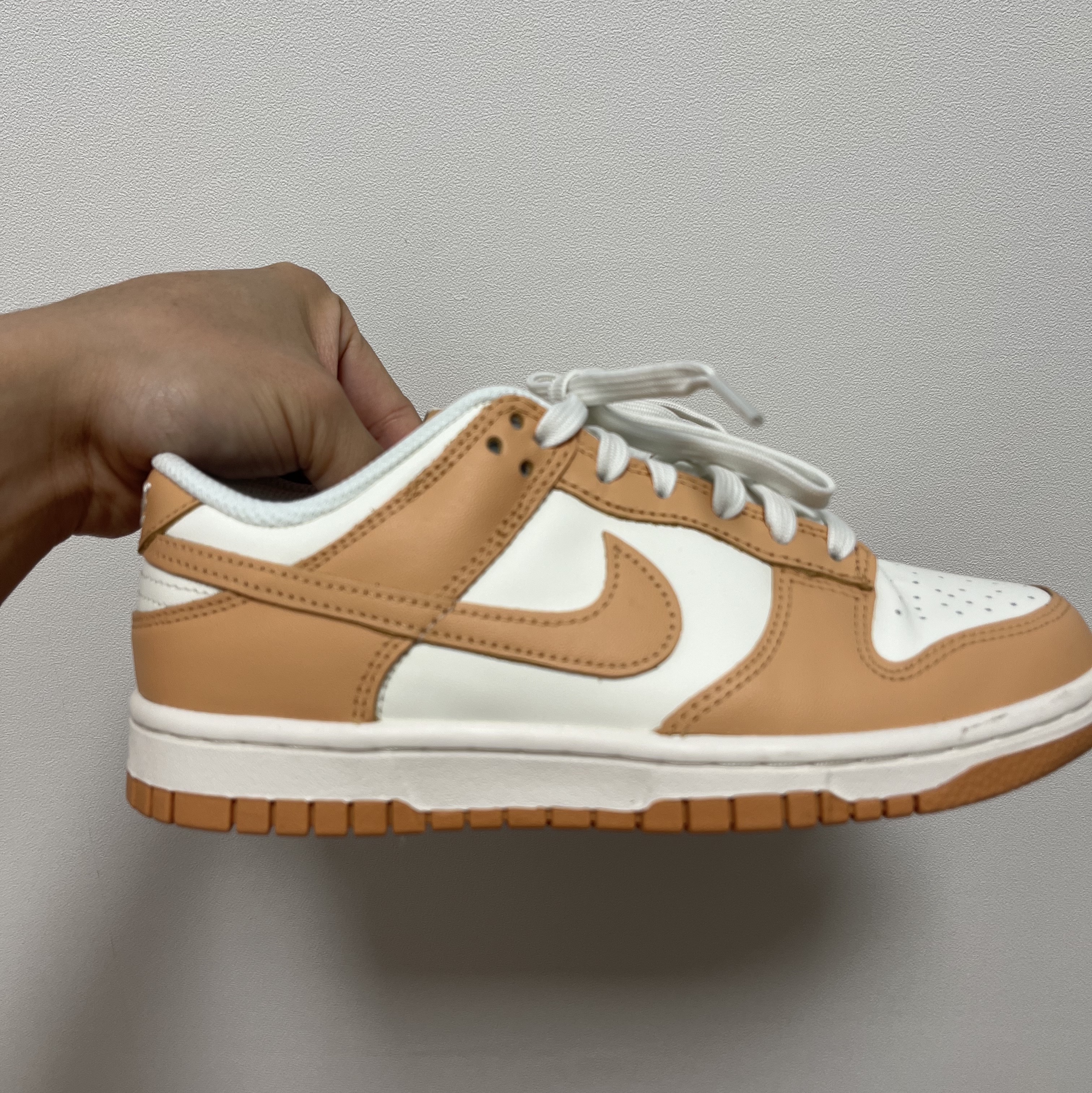 (W) Nike Dunk Low Harvest Moon 착용 스타일 - 2